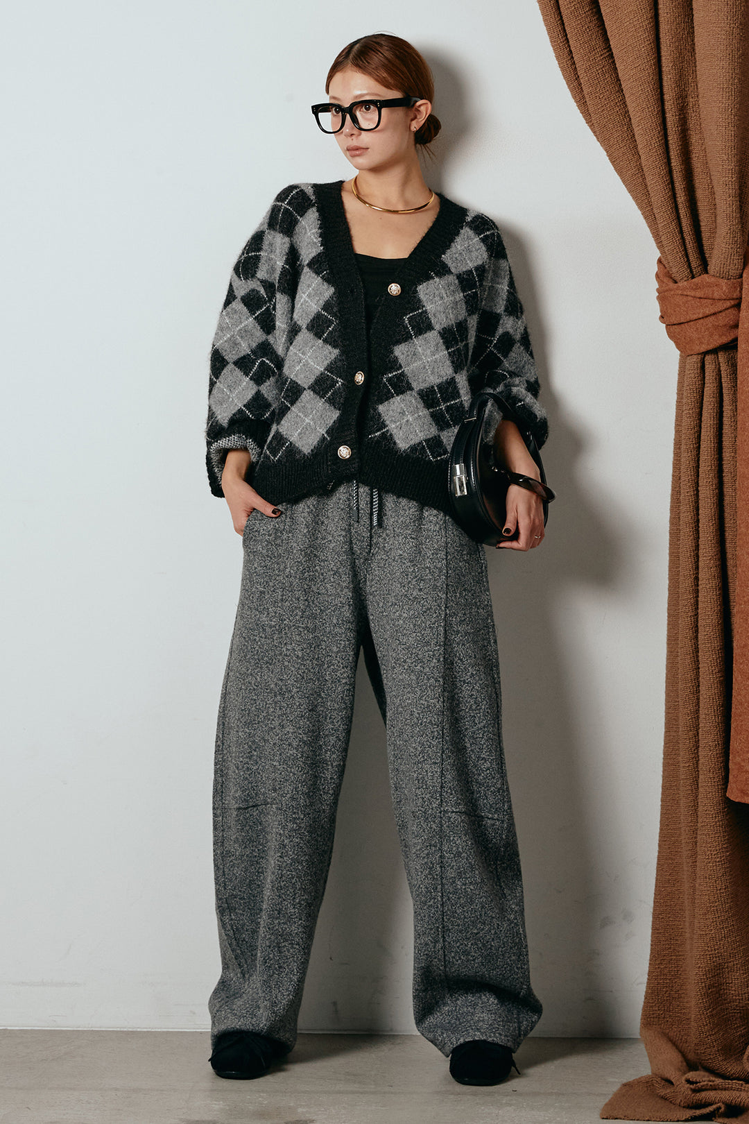 [SET]オーバーサイズ総柄Vネックニットカーディガン+杢ニットフレアパンツ(2set)