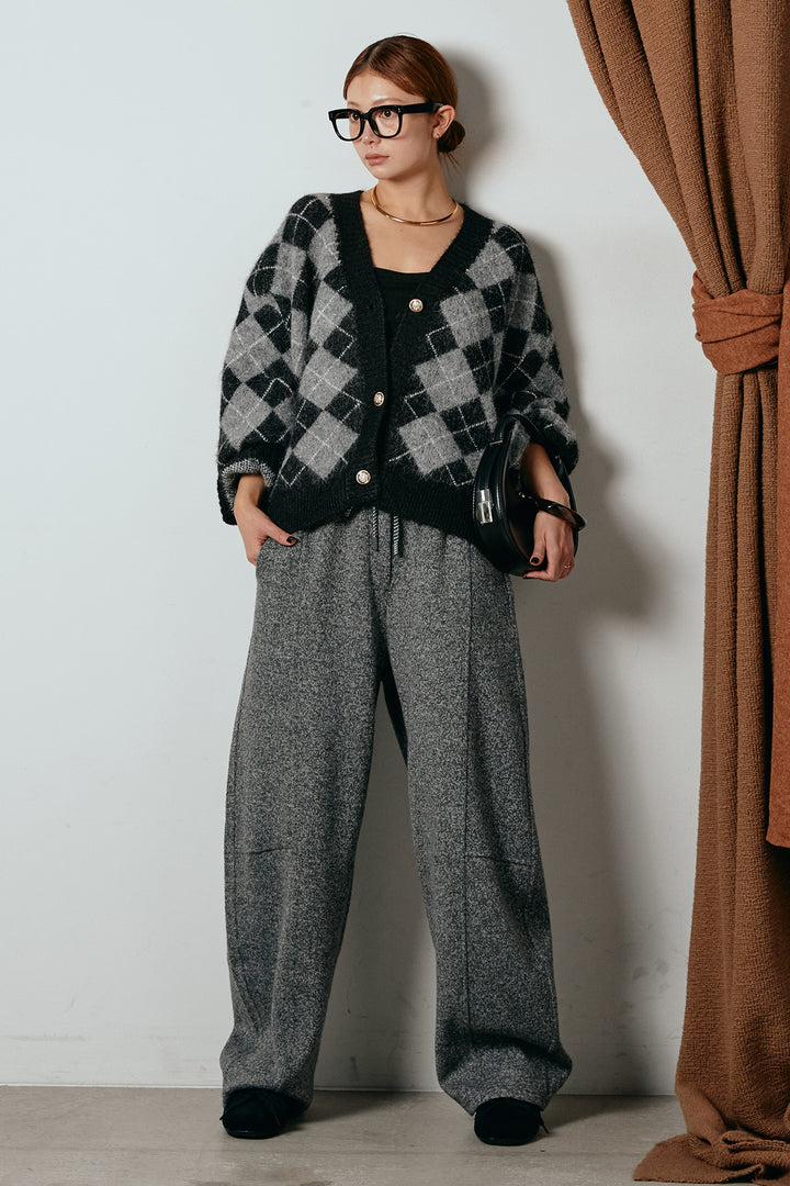 [SET]オーバーサイズ総柄Vネックニットカーディガン+杢ニットフレアパンツ(2set)