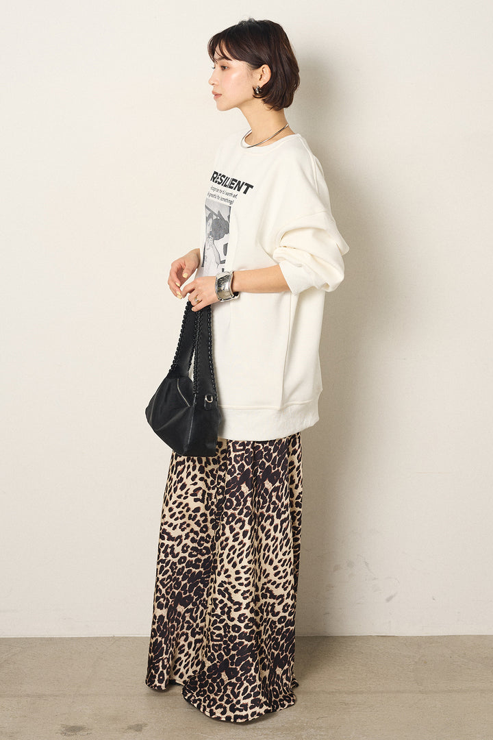 [SET]モノトーンプリントスウェット+レオパード柄サテンスカート(2set)