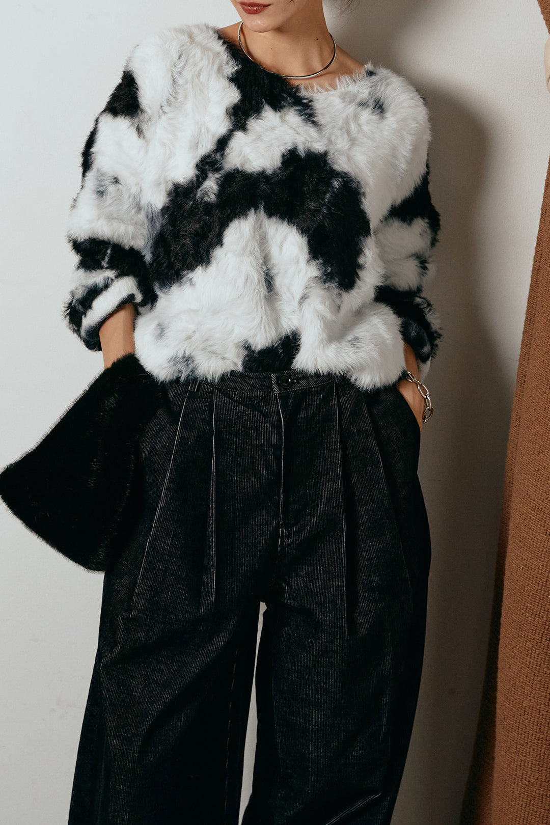 [SET]タイダイ柄シャギーニットトップス+フロントタック入りコーデュロイパンツ(2set)