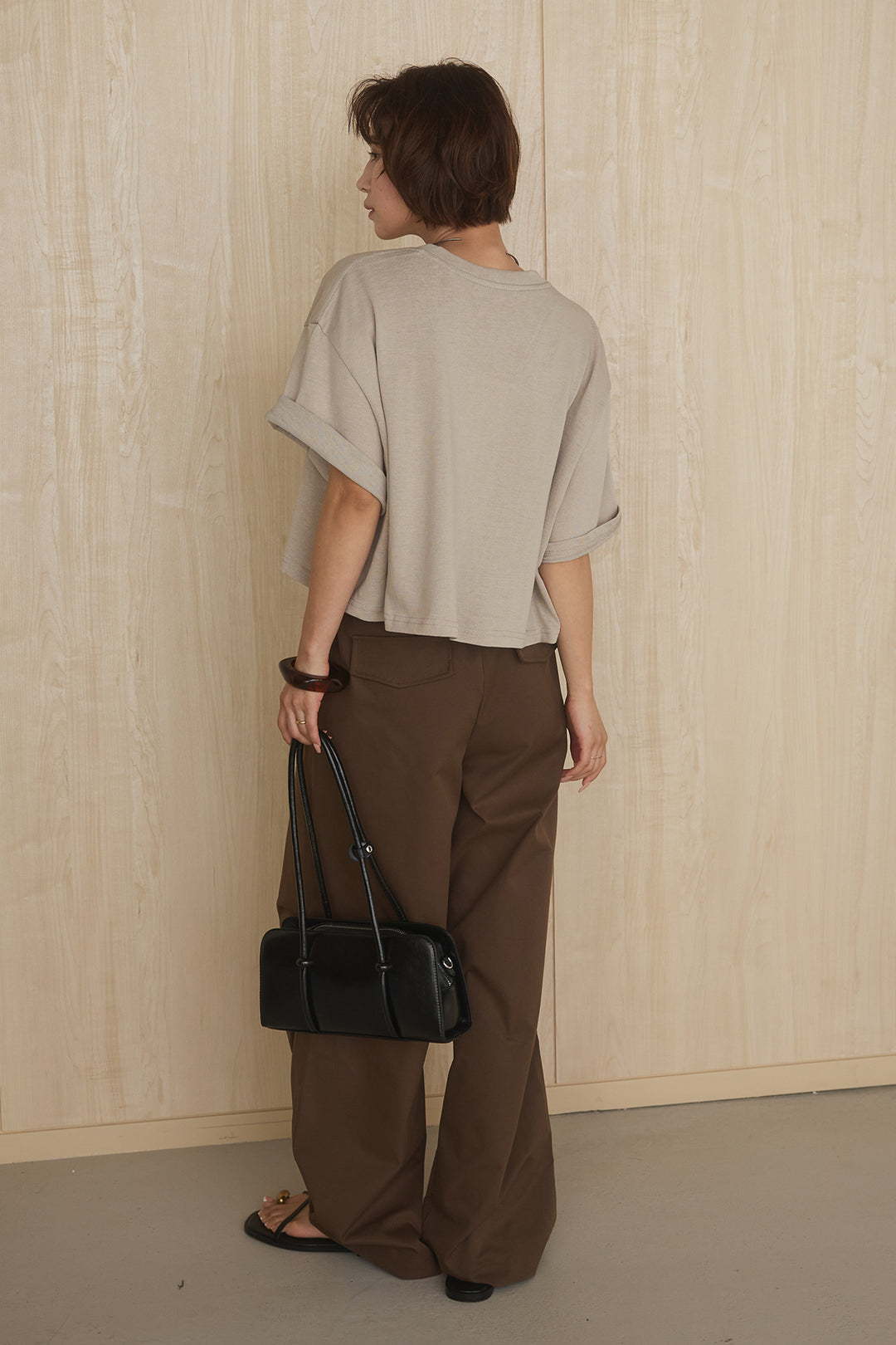 [SET]グラフィックサムデイワイドクロップドT+ニーサイドタックウエストドロストパンツ(2set)