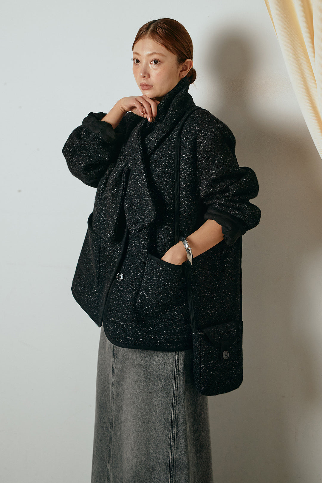 [SET]ノーカラーマフラーバッグ付きアウター+デニムロングフレアスカート(2set)