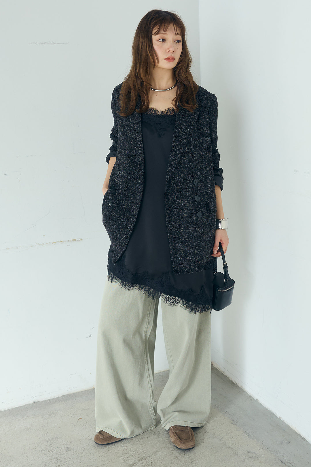 [SET]スラブネップツイードフリンジテーラードジャケット+ウエスト裁ち切りデニムワイドパンツ+サテンレースアシメキャミ(3set)