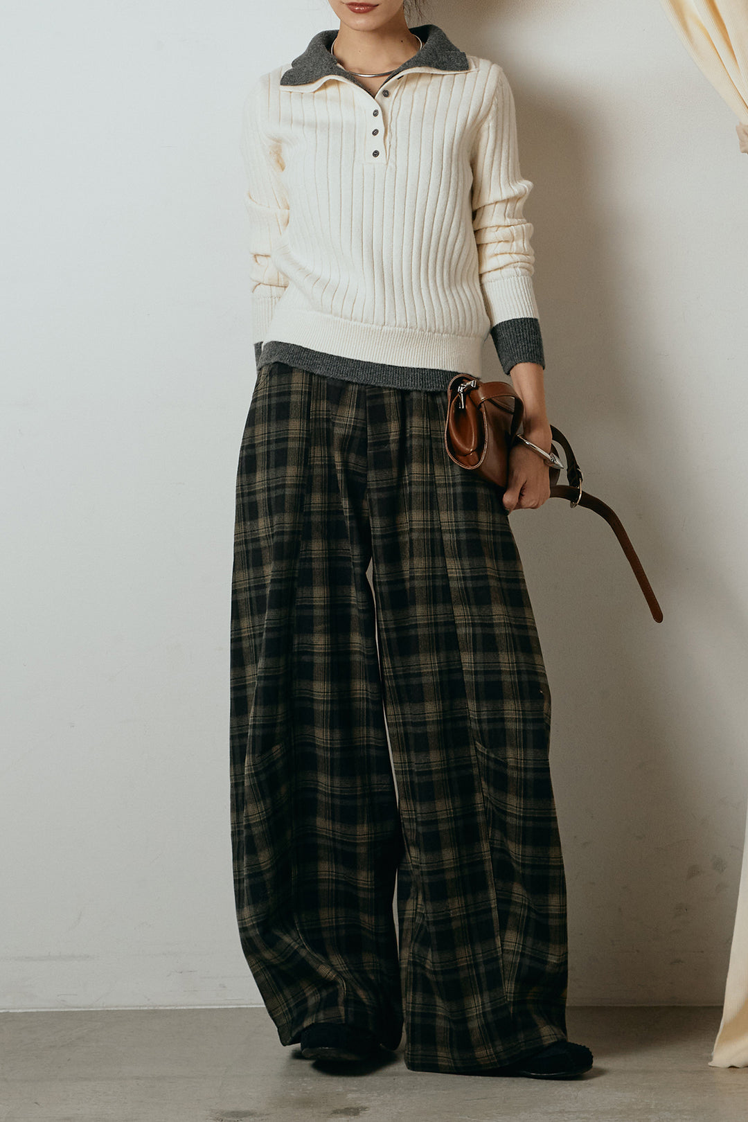 [SET]レイヤード風リブニットトップス+ベルト付きタータンチェックカーブワイドパンツ(2set)