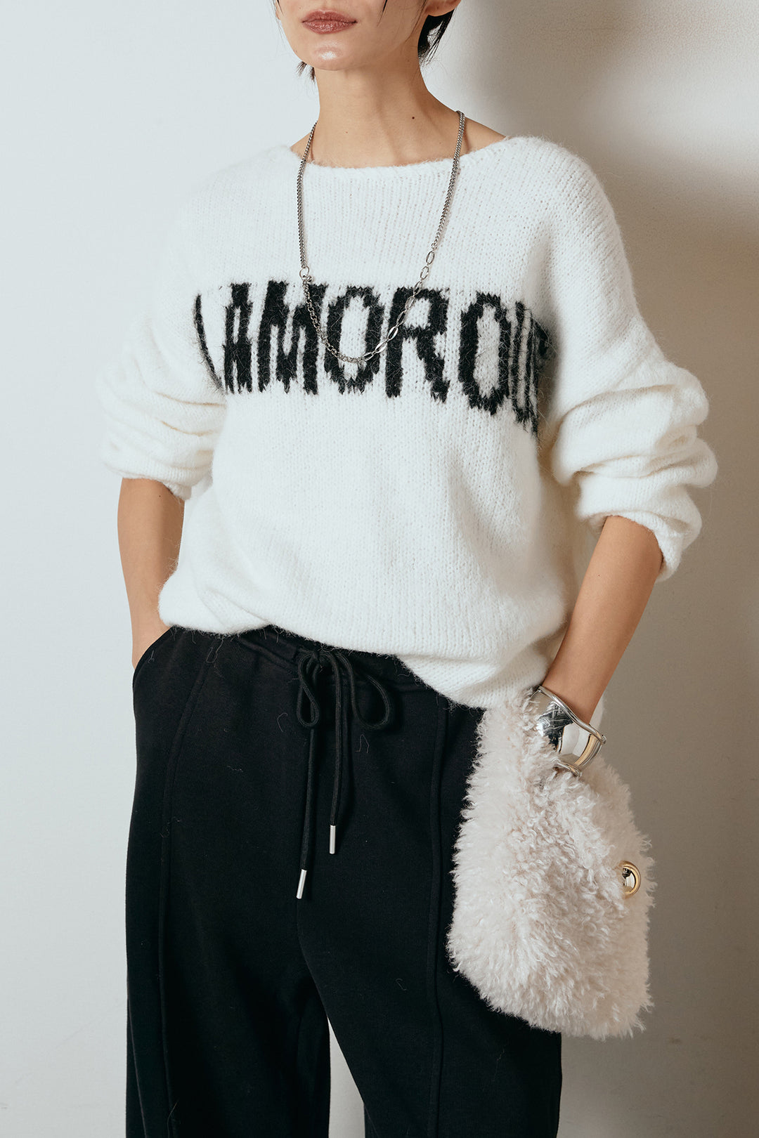 [SET]フロントロゴデザインニットトップス+スウェットワイドカーブパンツ(2set)