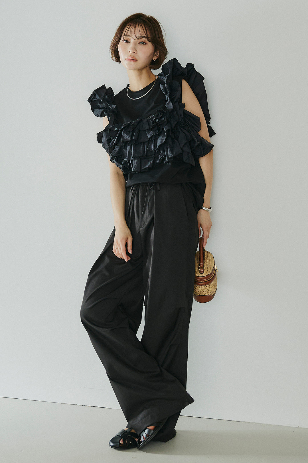 [SET]天竺ナイロンドッキングビスチェ風トップス+ニーサイドタックウエストドロスパンツ(2set)