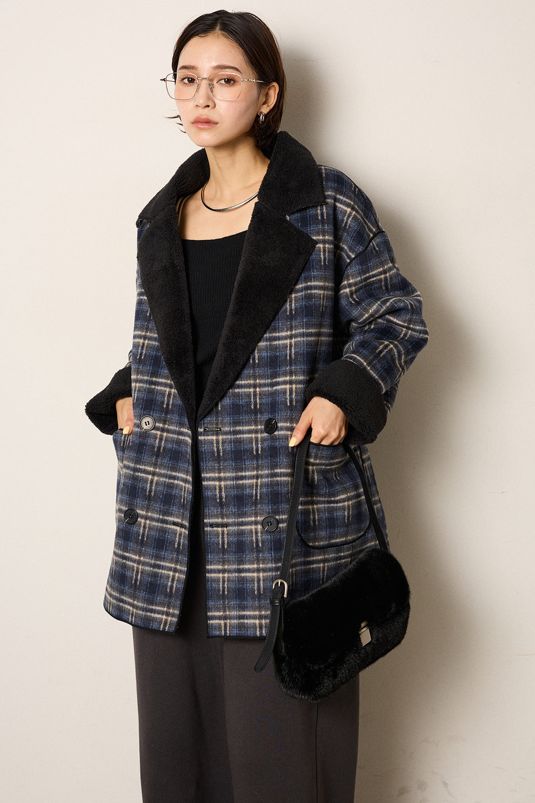 [SET]裏地ボアタータンチェック柄ミディアムコート+裏起毛スウェットワイドパンツ(2set)