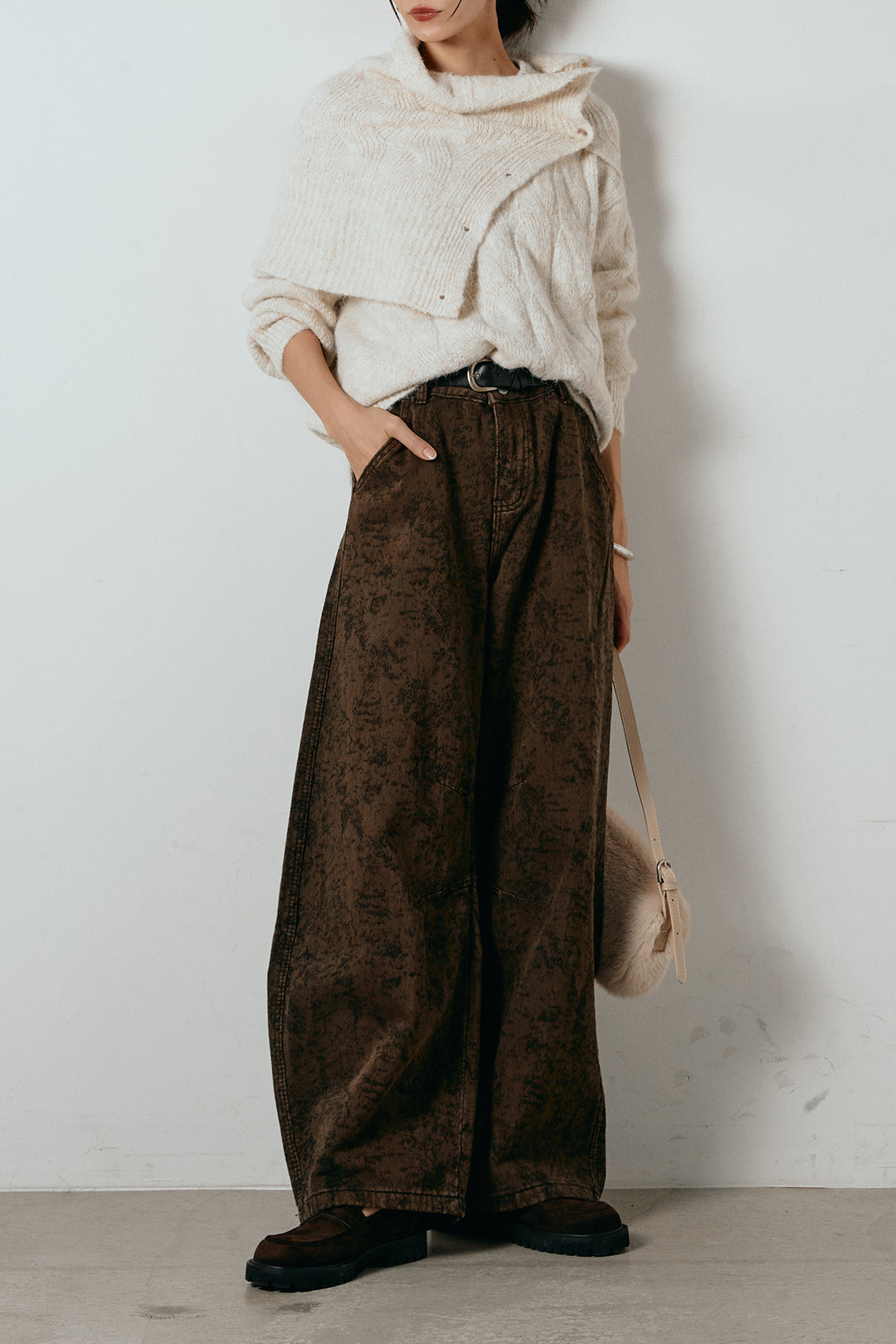 [SET]ケープデザインケーブルニットトップス+ベルト付きニュアンス柄カーブワイドパンツ(2set)