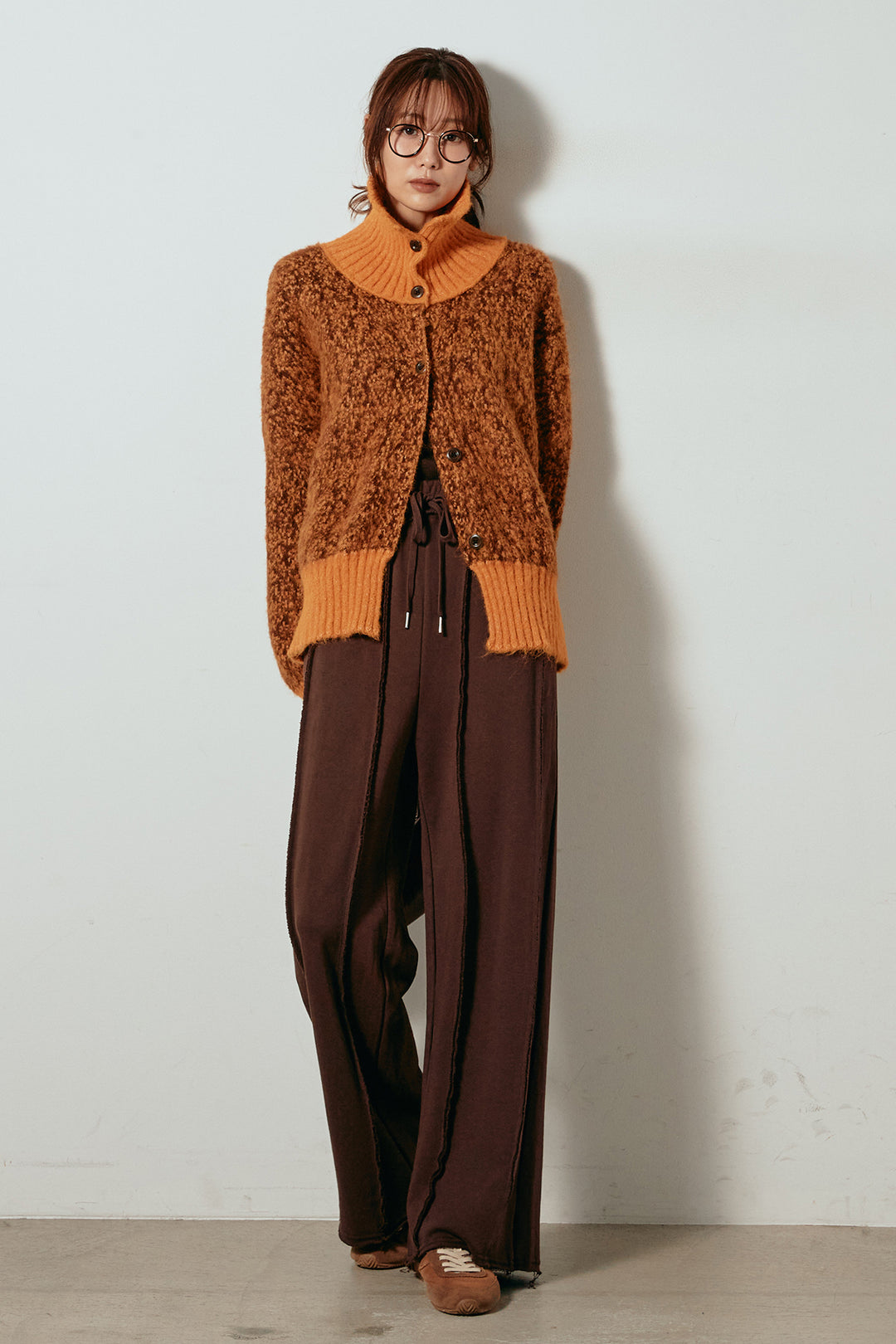 [SET]ハイネックミックスニットトップス+フロントラインデザインワイドスウェットパンツ(2set)