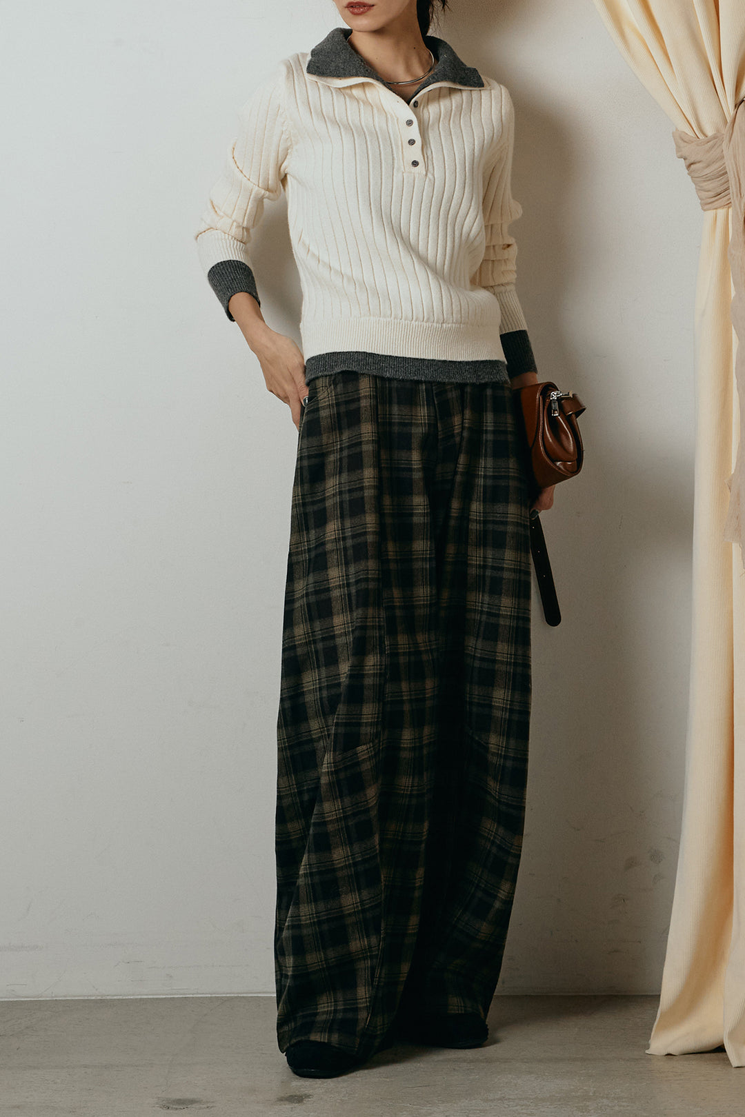 [SET]レイヤード風リブニットトップス+ベルト付きタータンチェックカーブワイドパンツ(2set)