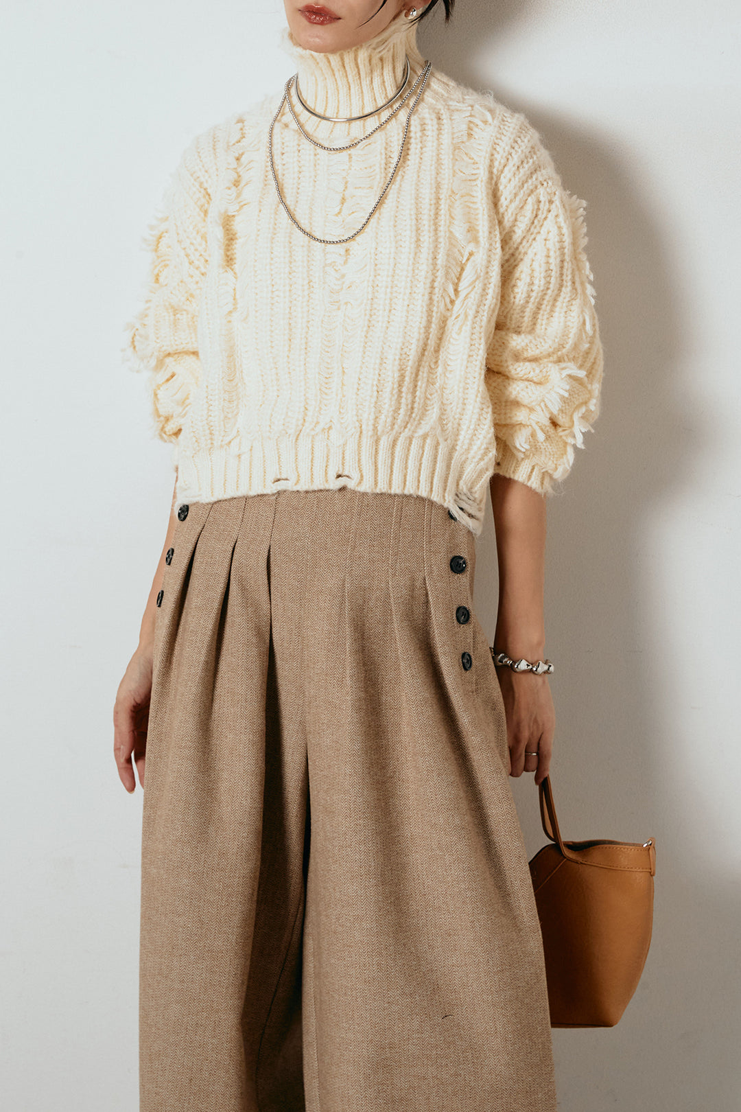 [SET]フリンジタートルショートニット+サイドボタンツイードタックパンツ(2set)