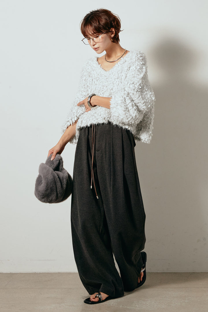 [SET]深Vネックチョウチョヤーンニットトップス+細フェイクレザーベルト付きワイドタックパンツ(2set)