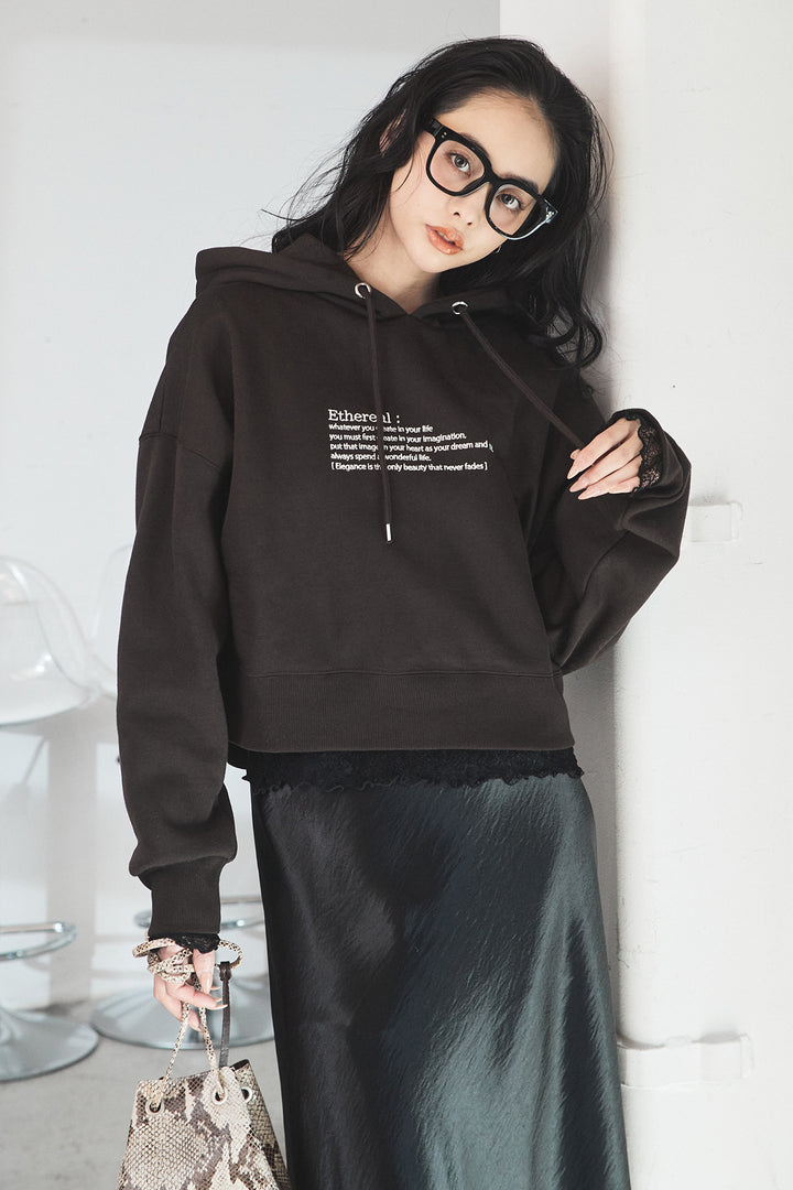 [SET]裏起毛レタリング刺繍フーディショートプルオーバー+裾レースデザインサテンスカート(2set)