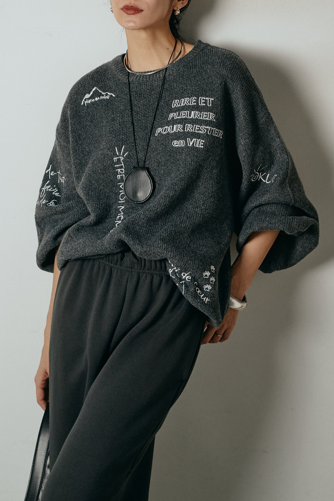 [SET]刺繍ロゴランダムデザインニットトップス+裏起毛スウェットワイドパンツ(2set)