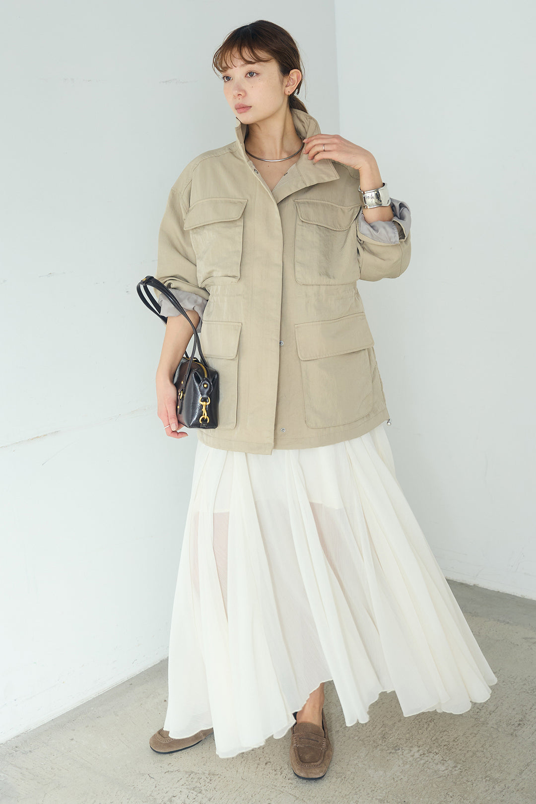 [SET]ナイロンツイルフィールドジャケット+シアーフリルキャミワンピース(2set)