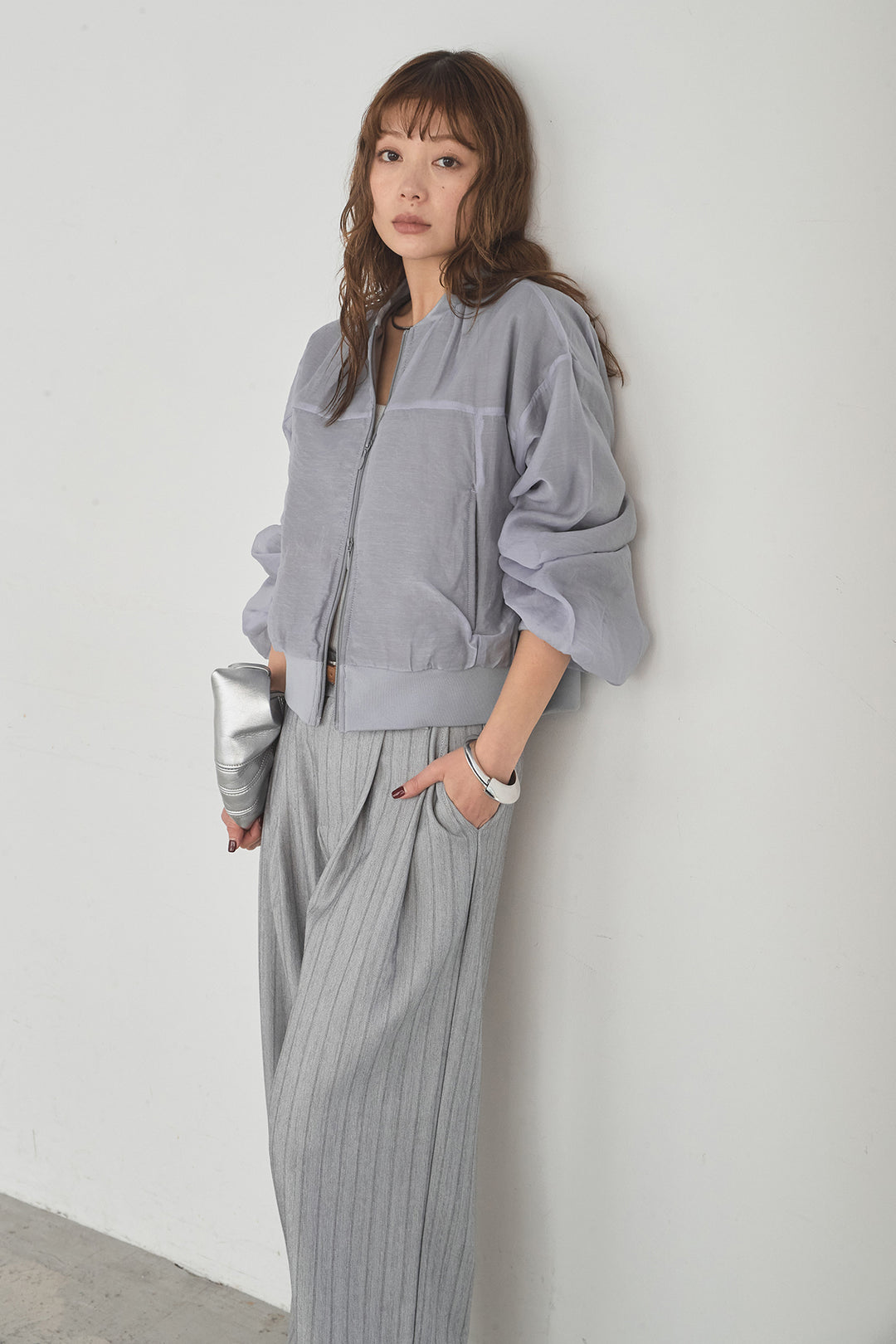 [SET]シアー×ポンチブルゾン+細ベルト付きピンストライプワイドパンツ(2set)