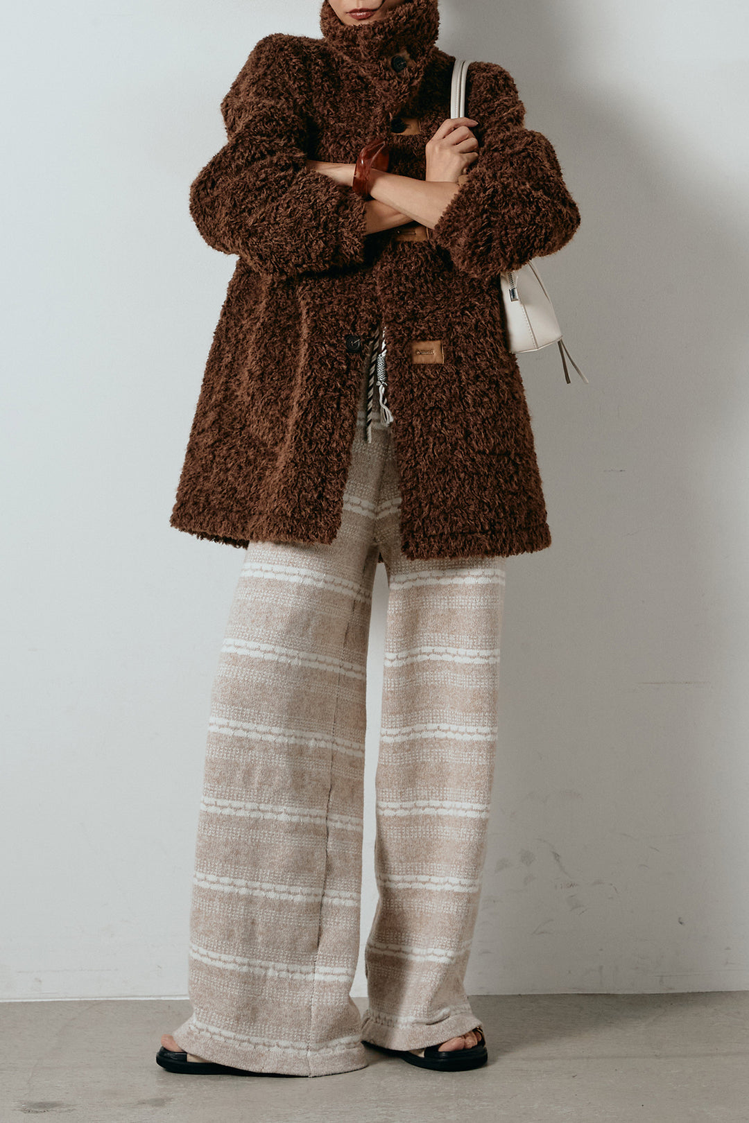 [SET]リバーシブルボアアウター+マルチライン柄リラックスニットパンツ(2set)