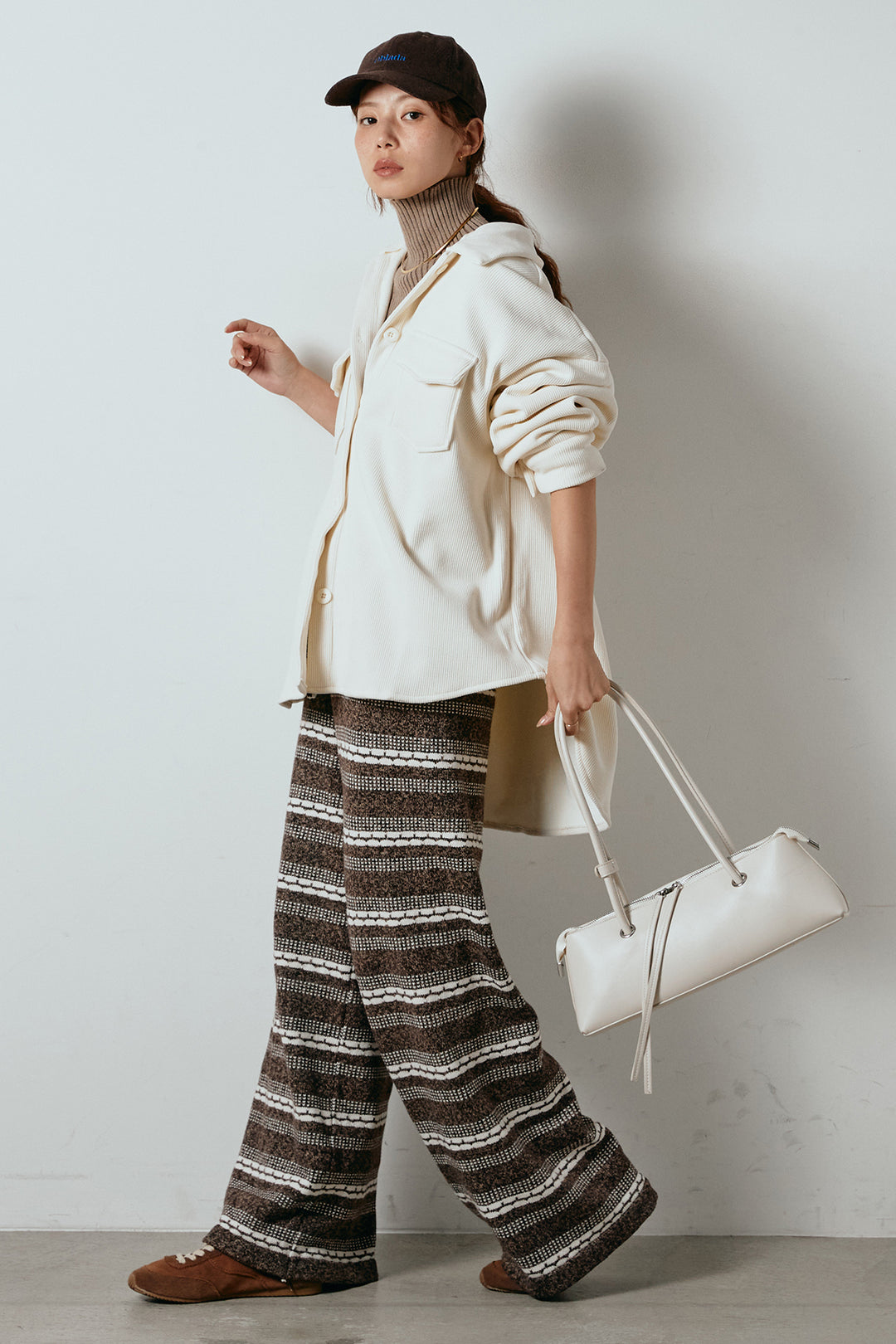 [SET]襟付きコーデュロイポケットシャツ+リブニットシームレスタートルプルオーバー+マルチライン柄リラックスニットパンツ(3set)