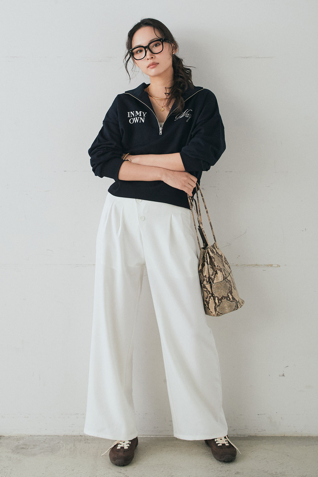 [SET]裏毛ロゴ刺繍ハーフZIPスウェット+斜めボタンタック入りスラックス(2set)