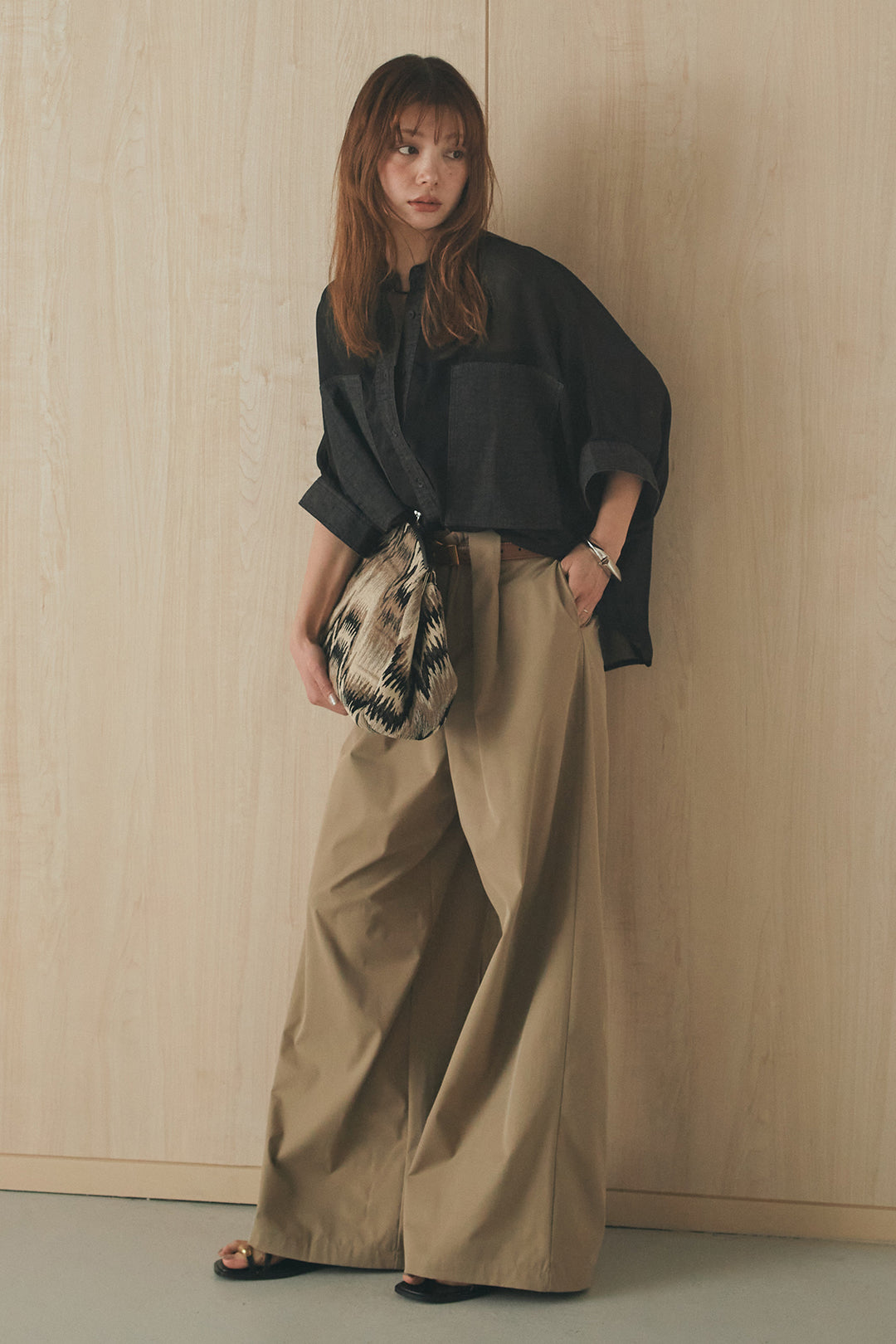 [SET]デニムライクビッグツーポケシアーシャツ+ベルトループデザインハイウエストタックパンツ(2set)