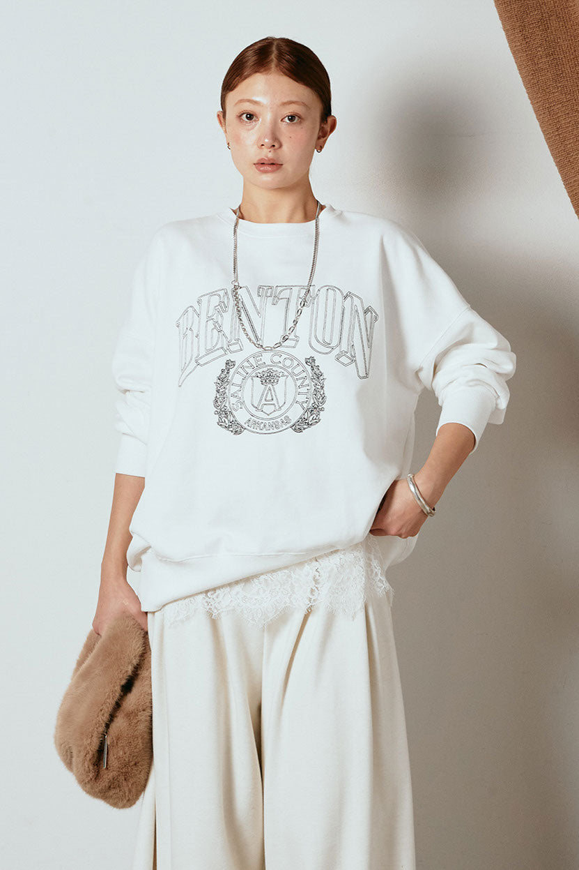 [SET]フロントロゴスウェットプルオーバー+カップ付きレースドッキングキャミソール(2set)