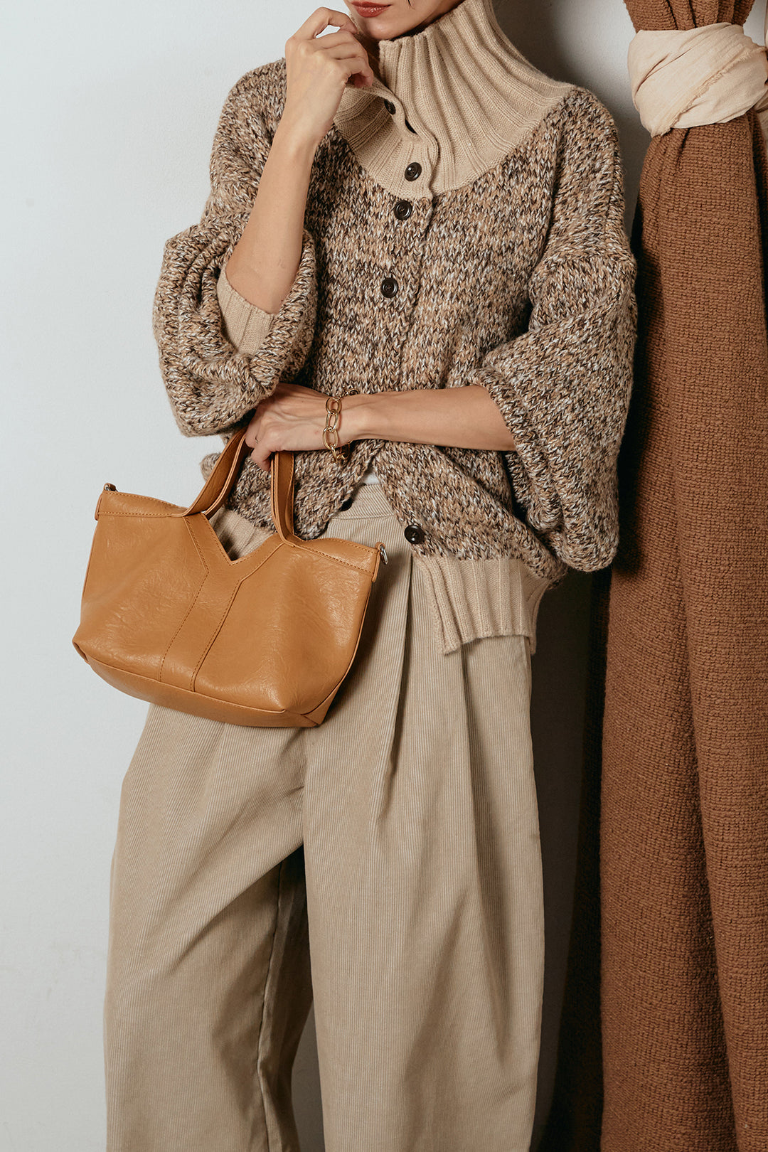 [SET]ハイネックミックスニットカーディガン+フロントタック入りコーデュロイパンツ(2set)