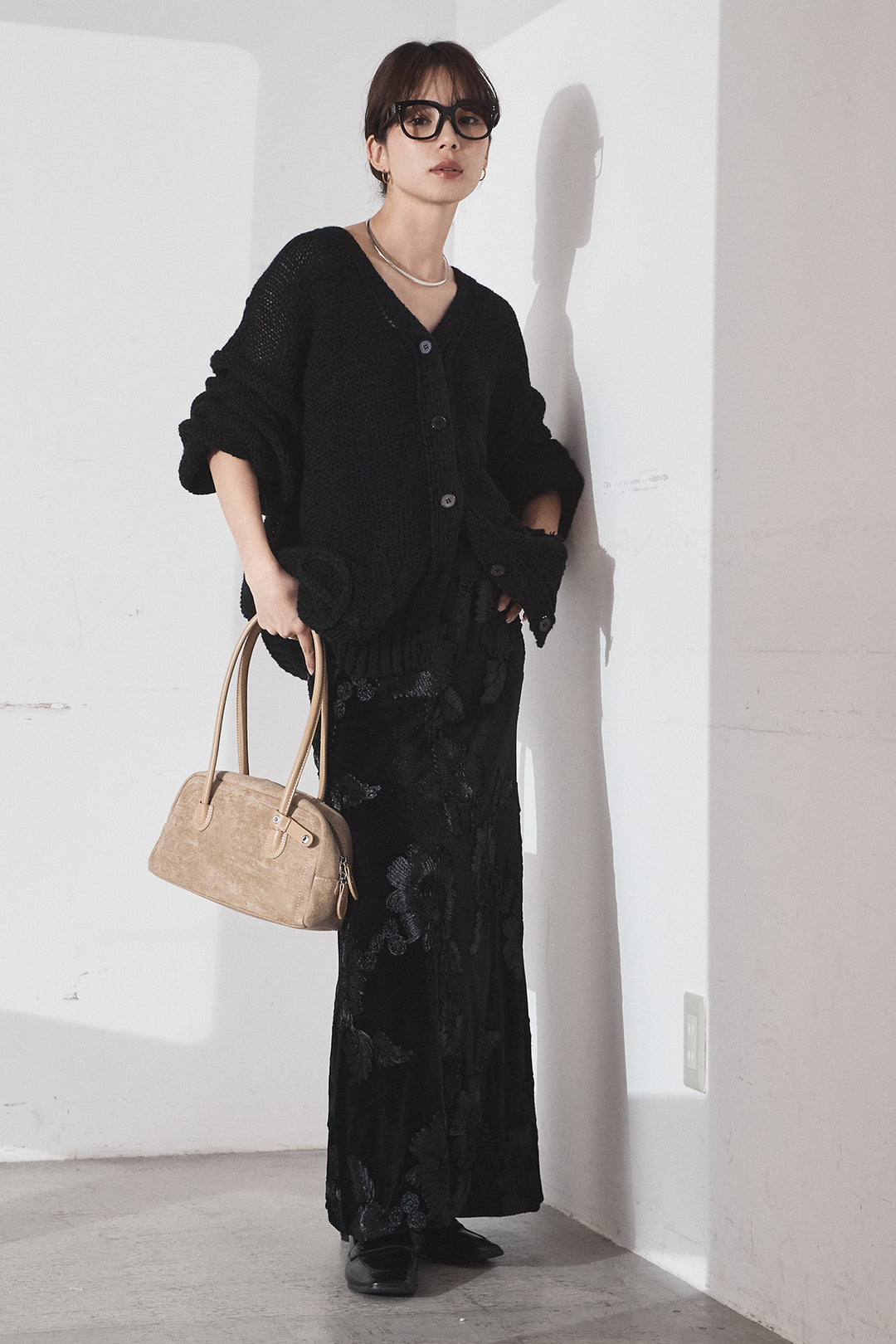 [SET]コード刺繍リラックスニットカーディガン+フラワー刺繍ワイドスカート(2set)