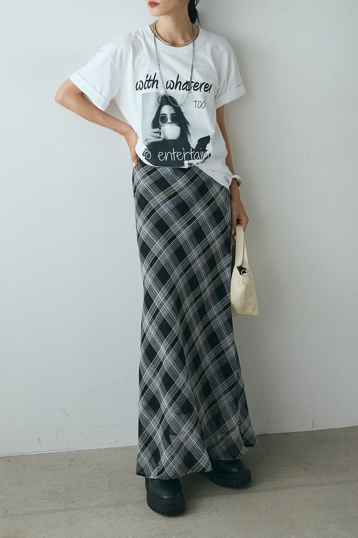 [SET]モノトーンフォトプリントTシャツ+マルチ柄シアースカート(2set)