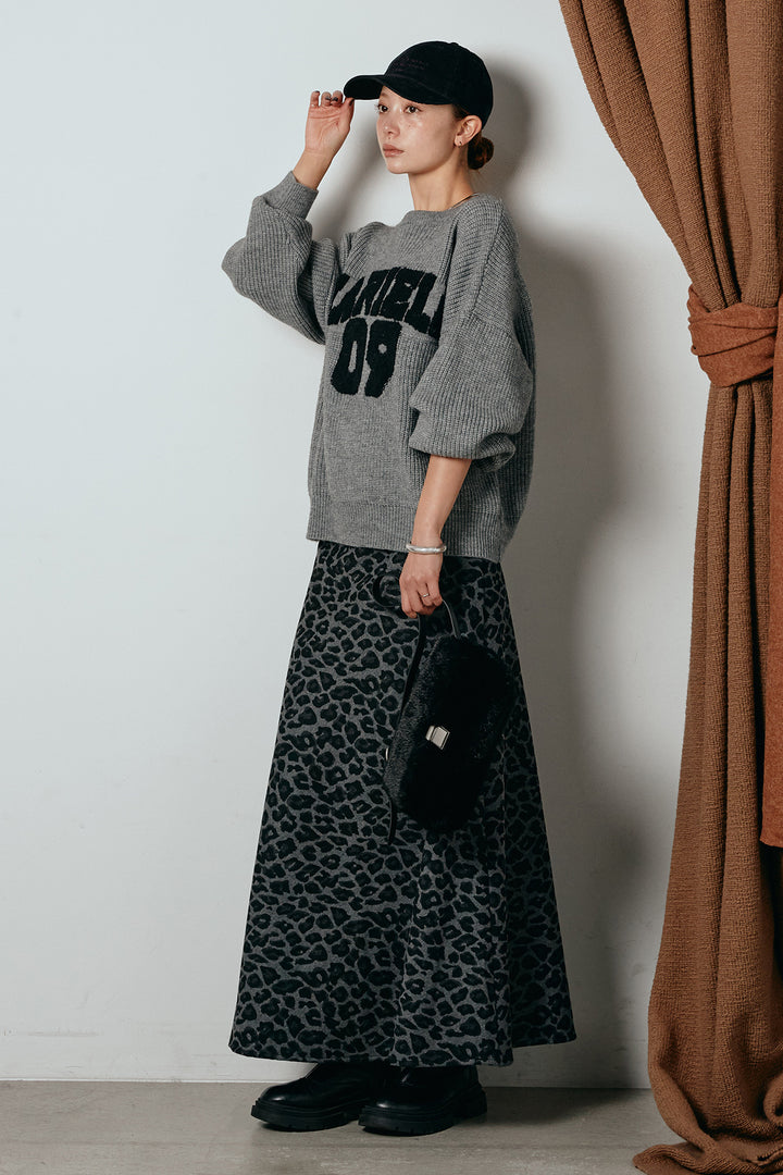 [SET]ロゴジャガードニットトップス+レオパードロングスカート(2set)