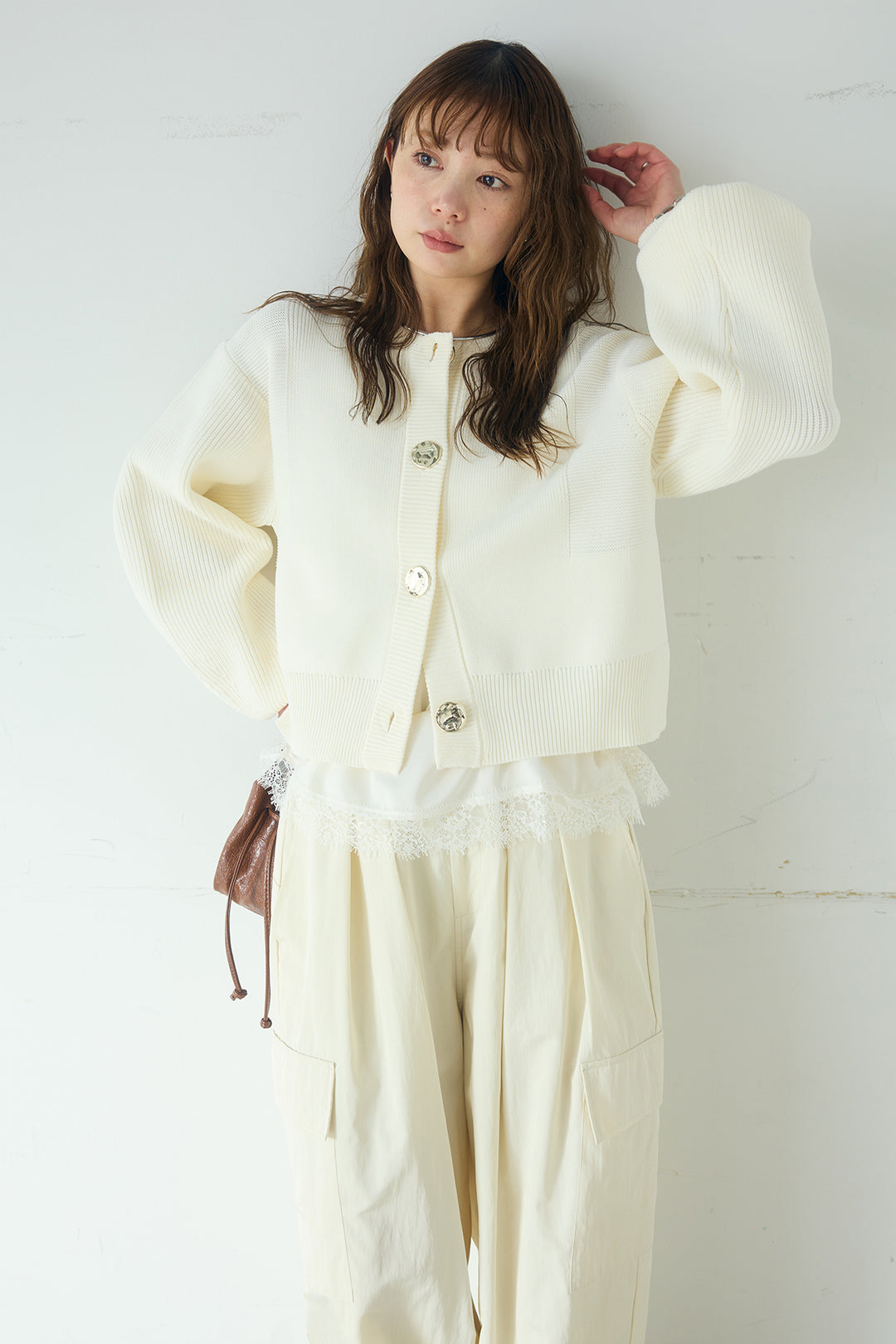 [SET]スポンディッシュBIGボタンクルーネックカーディガン+撥水ジョガーパンツ(2set)