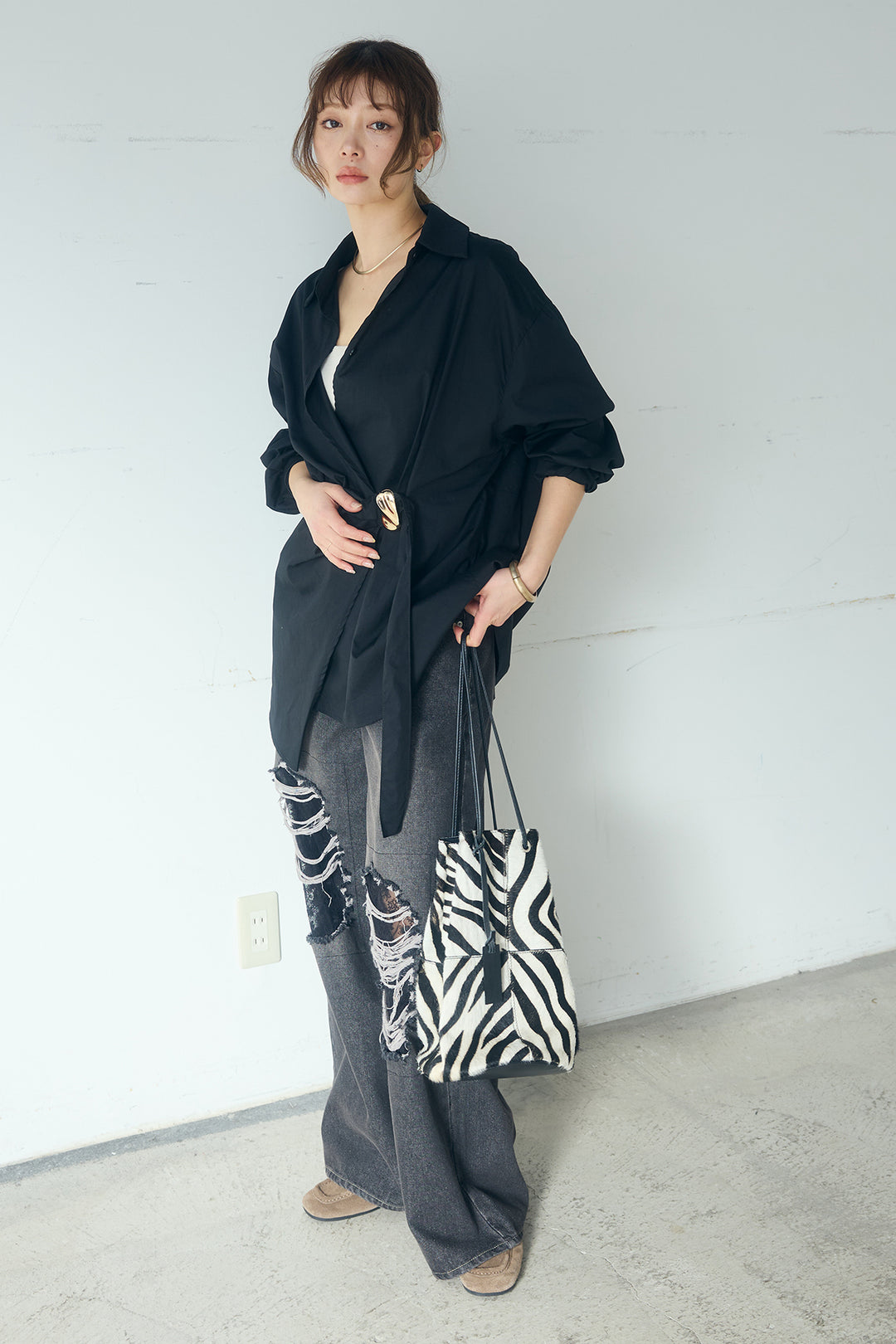 [SET]サイド留め具デザインシャツ+デニムレース付きワイドパンツ(2set)