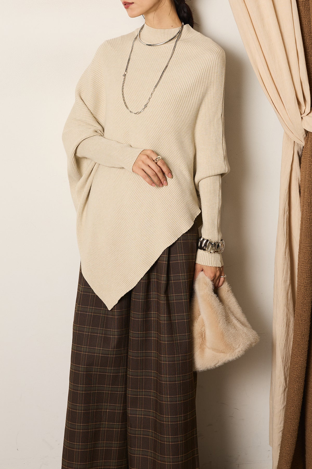 裾アシメデザインニットトップス – ESICA