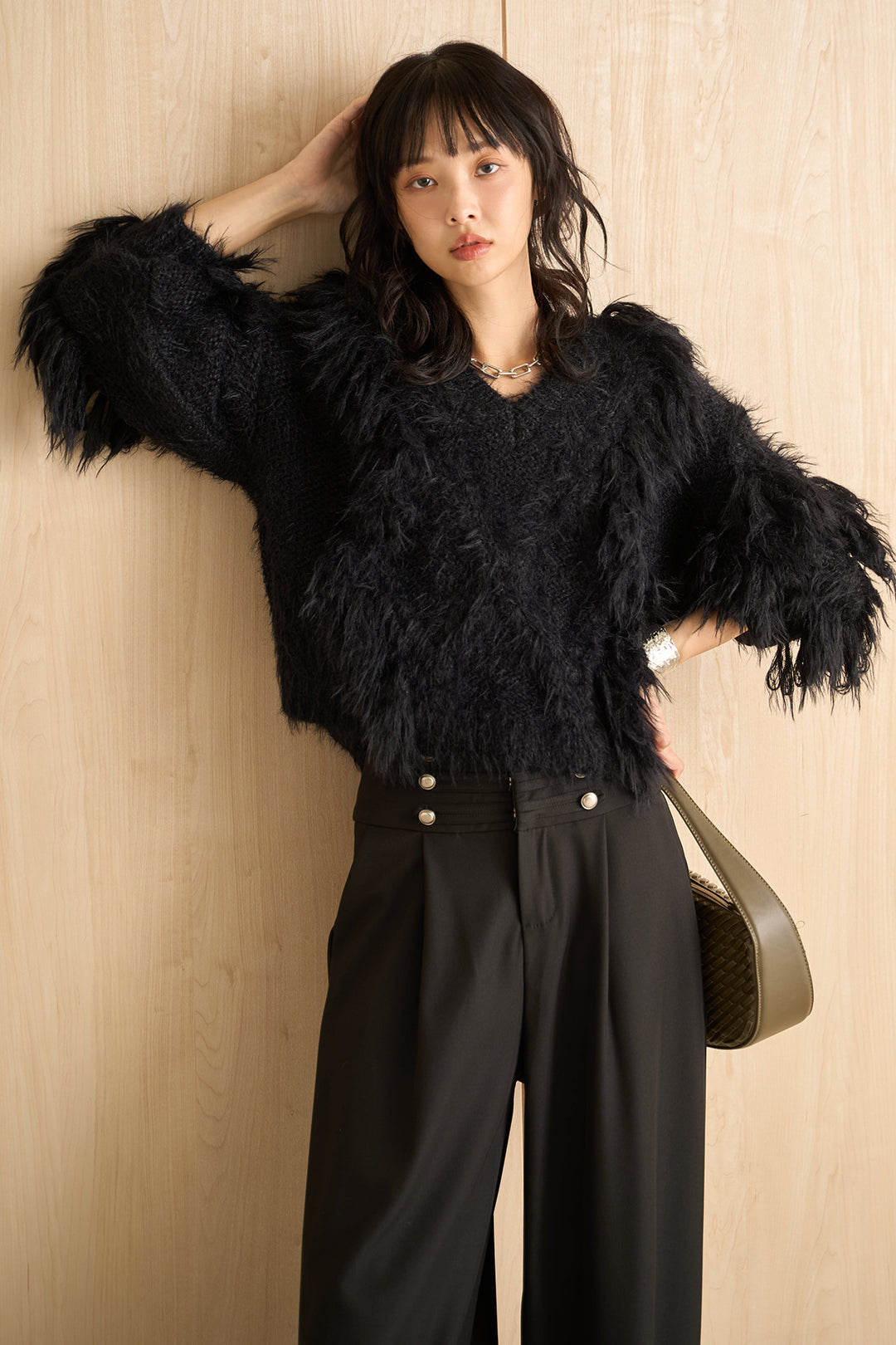 [SET]ランダムロングシャギーVネックニット+ナポレオンボタンデザインワイドパンツ(2set)