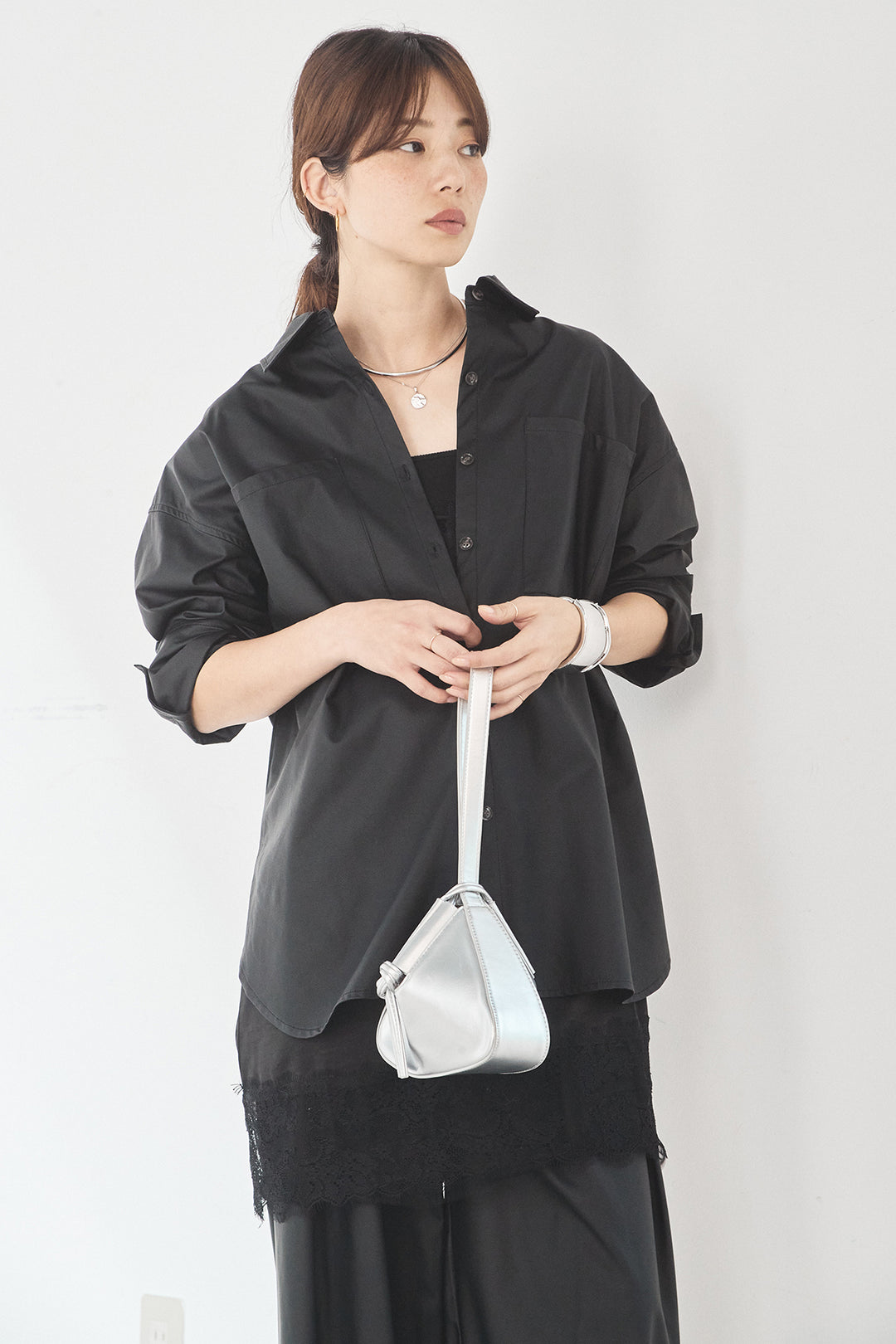 [SET]ウォッシャブルエコレザービックカフスシャツ+ウォッシャブルエコレザータックパンツ+レース切り替えキャミソール(3set)