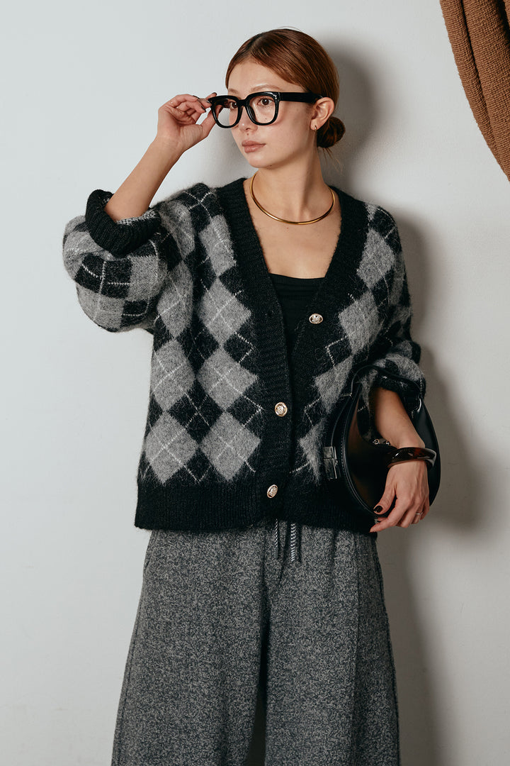 [SET]オーバーサイズ総柄Vネックニットカーディガン+杢ニットフレアパンツ(2set)