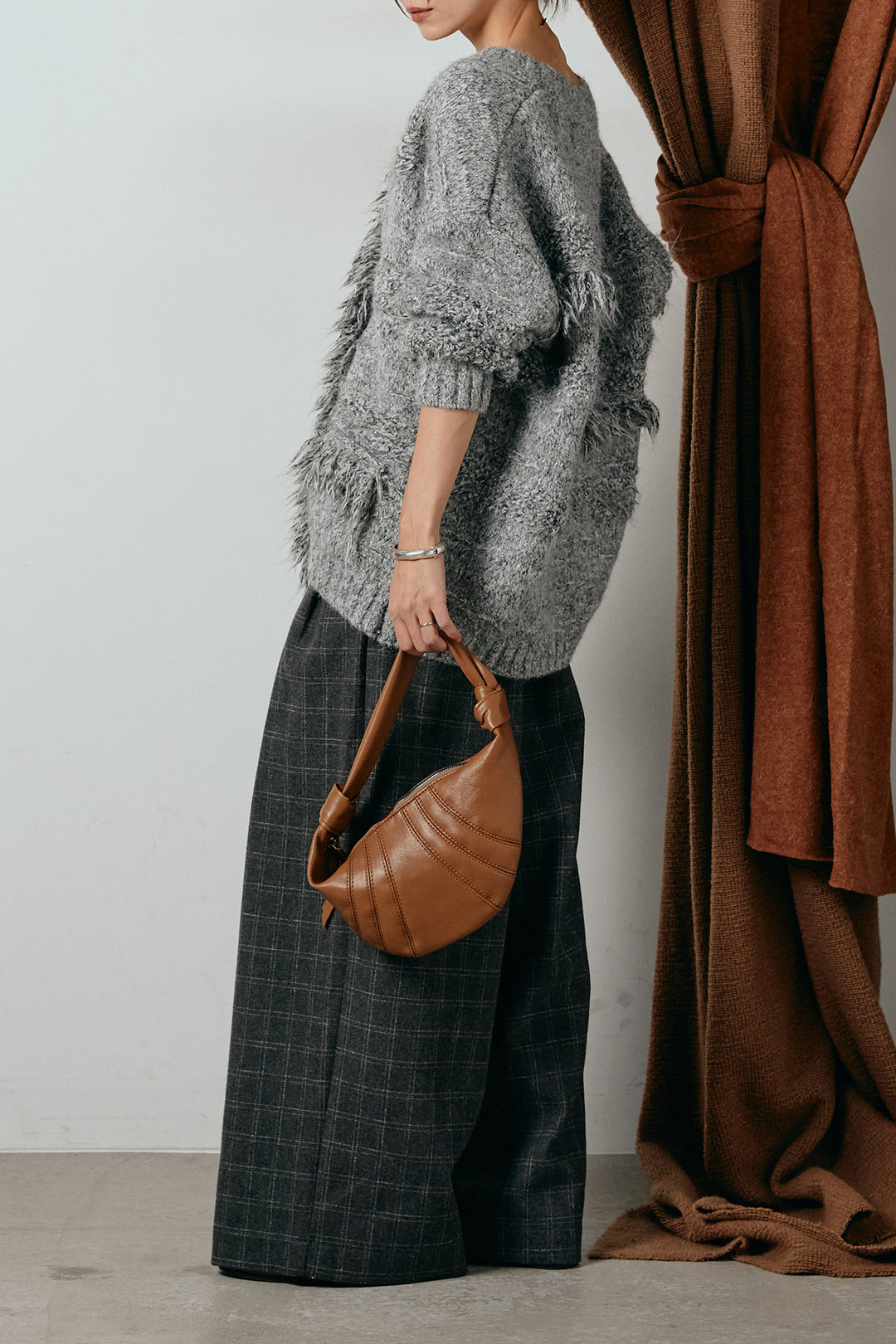 [SET]フリンジニットカーディガン+ウールライクチェックタックパンツ(2set)