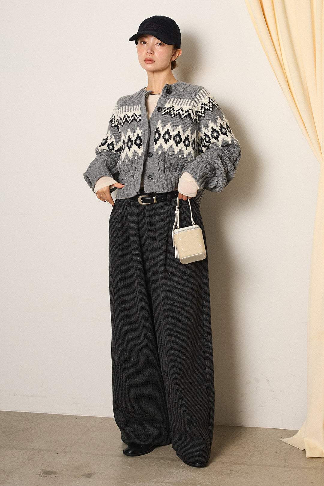 [SET]2WAY求心柄ジャガードショートカーディガン+起毛タック入りツイードワイドパンツ+2WAY袖コード刺繍クルーネックプルオーバー(3set)