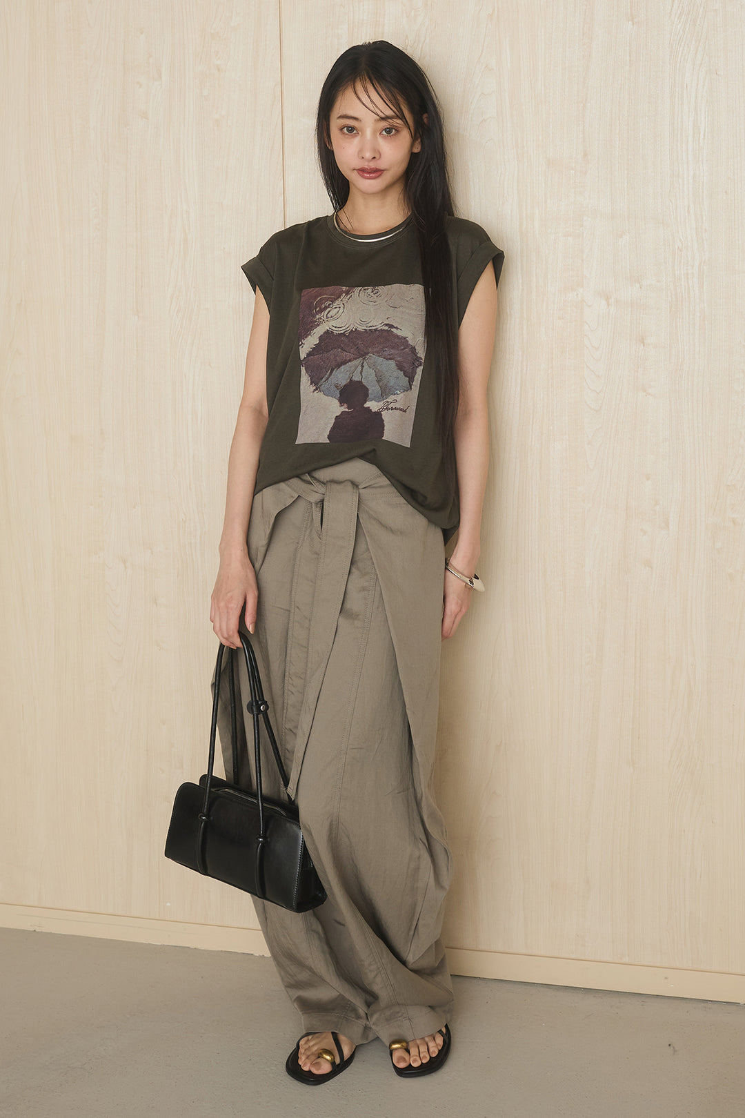 [SET]スクエアニュアンス柄Tシャツ+前結びタックワイドパンツ(2set)