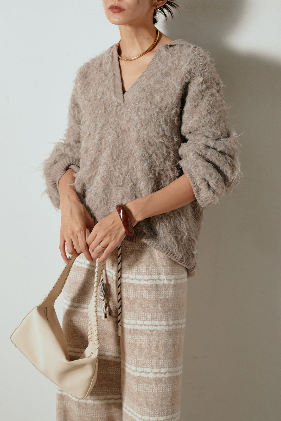 [SET]襟付きシャギーニットポロトップス+マルチライン柄リラックスニットパンツ(2set)