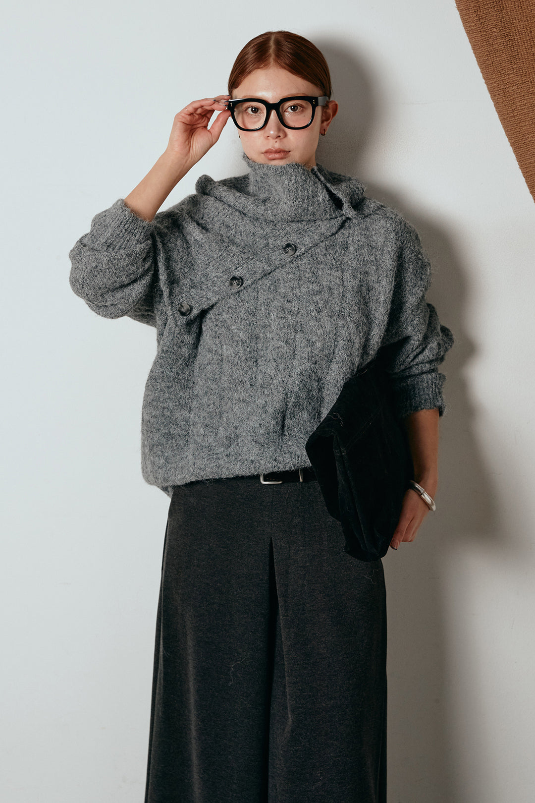 [SET]ケープデザインケーブルニットトップス+ベルト付きフロントタックデザインパンツ(2set)