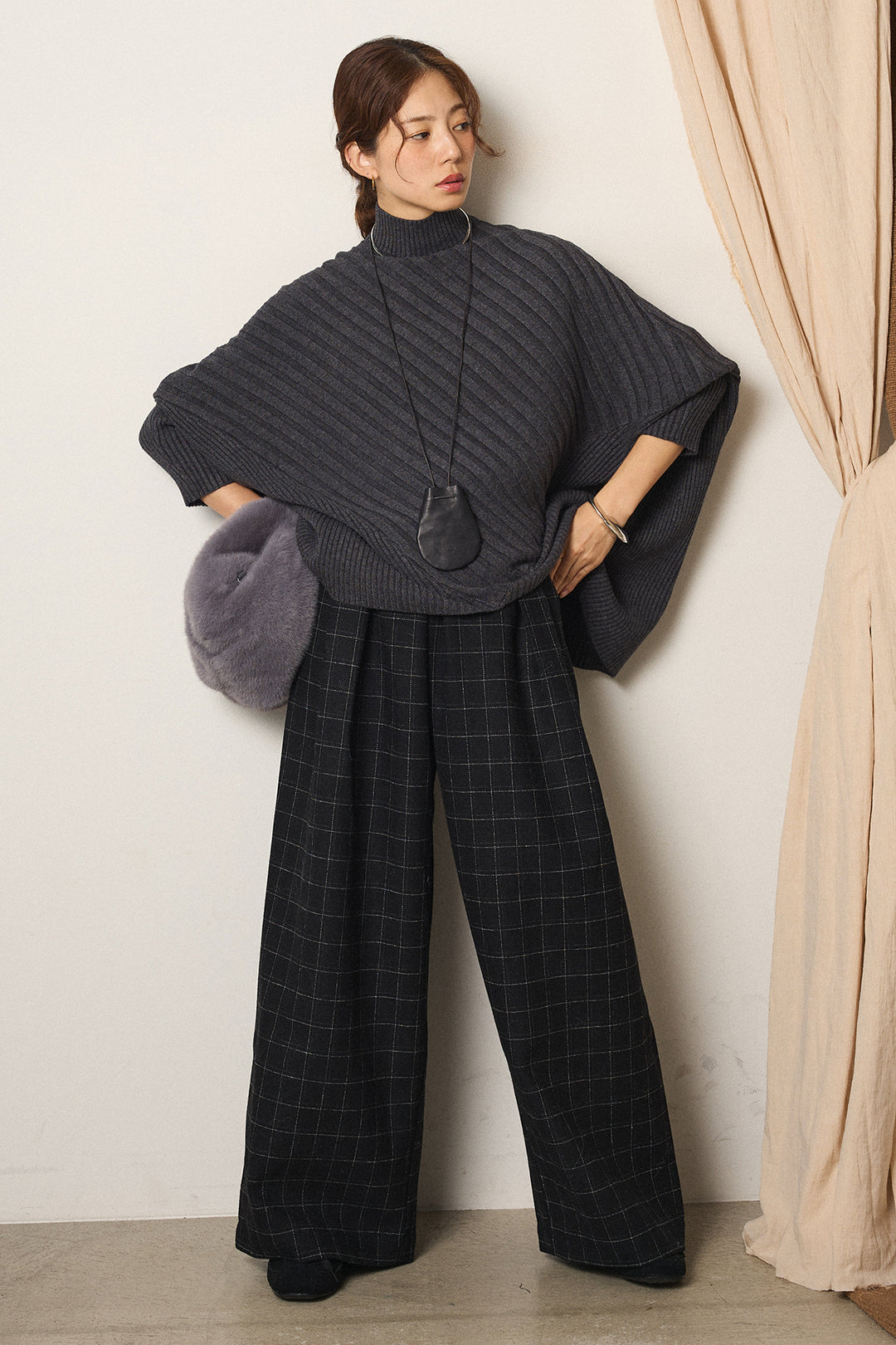 [SET]アシメデザインリブポンチョニットトップス+ウールライクチェックタックパンツ(2set)