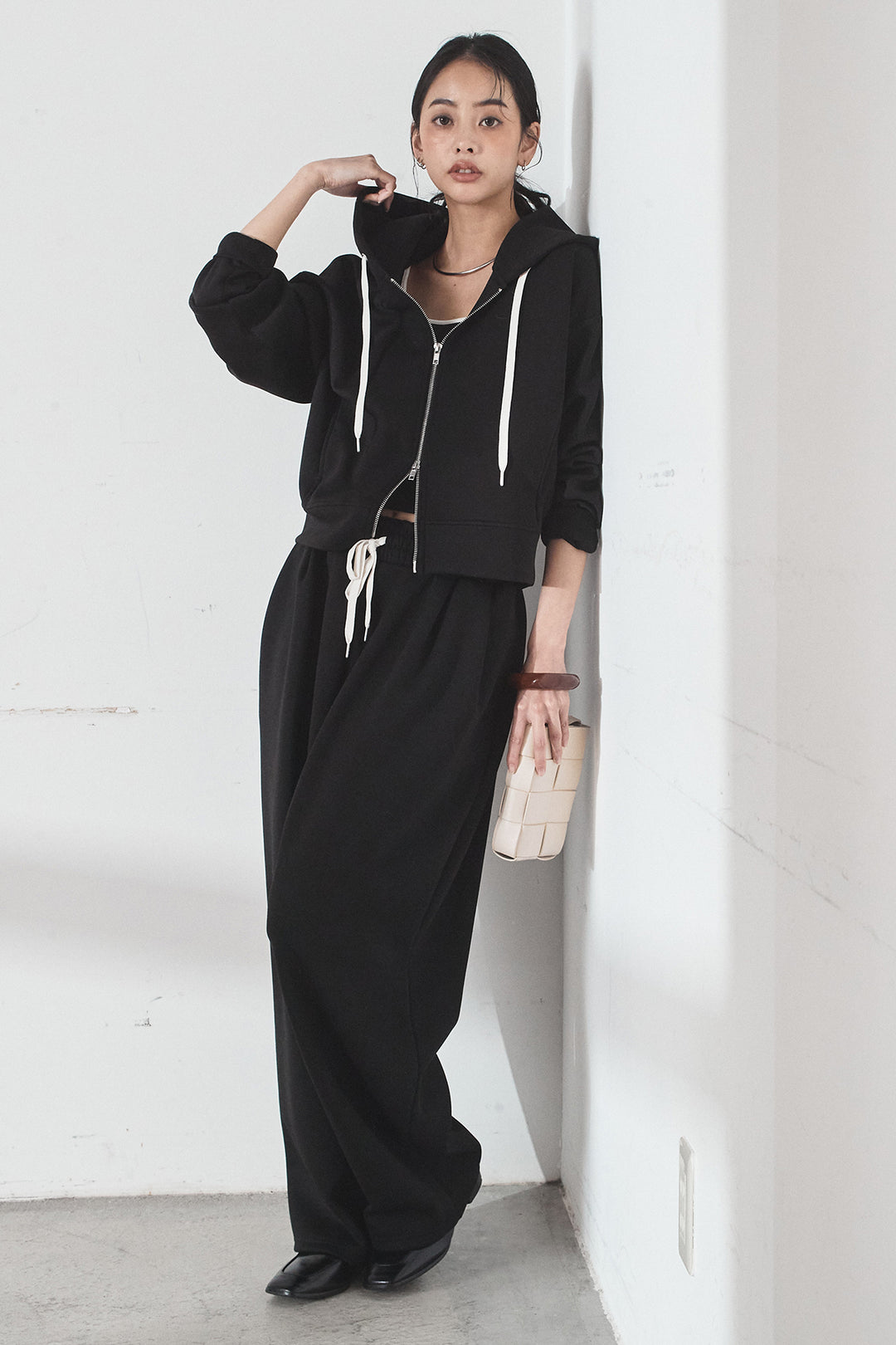 [SET]スウェットドルマンジップフードパーカー+スウェットコクーンイージーパンツ(2set)