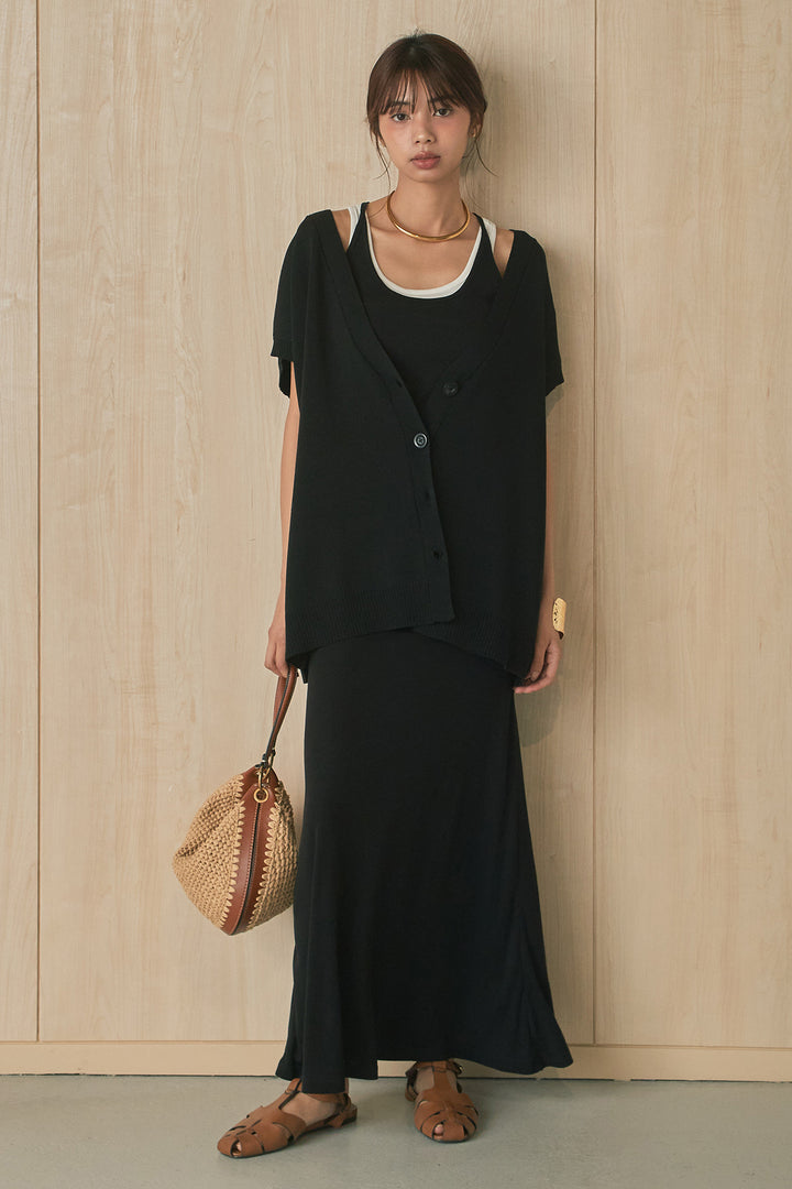 [SET]レーヨンポリVネックオーバーサイズベスト+インナー付きホルターネックワンピース(2set)