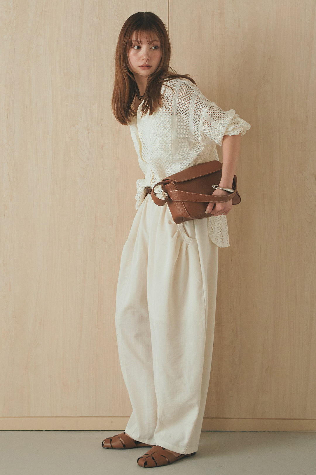 [SET]長袖襟付きレースシャツ+ポケットタックフォルムパンツ(2set)