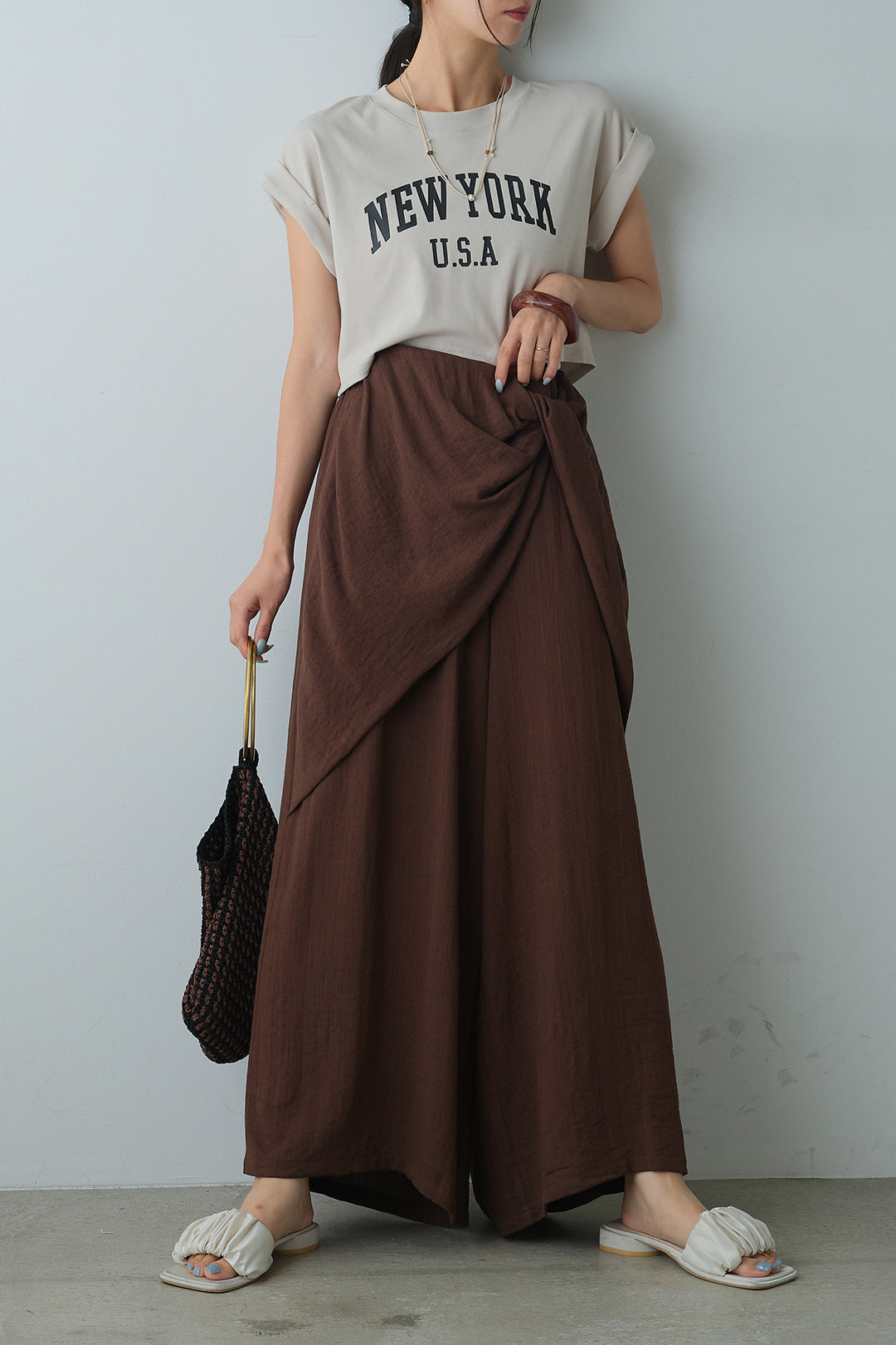 [SET]ショート丈NEWYORKロゴTシャツ+ねじりデザインワイドパンツ(2set)