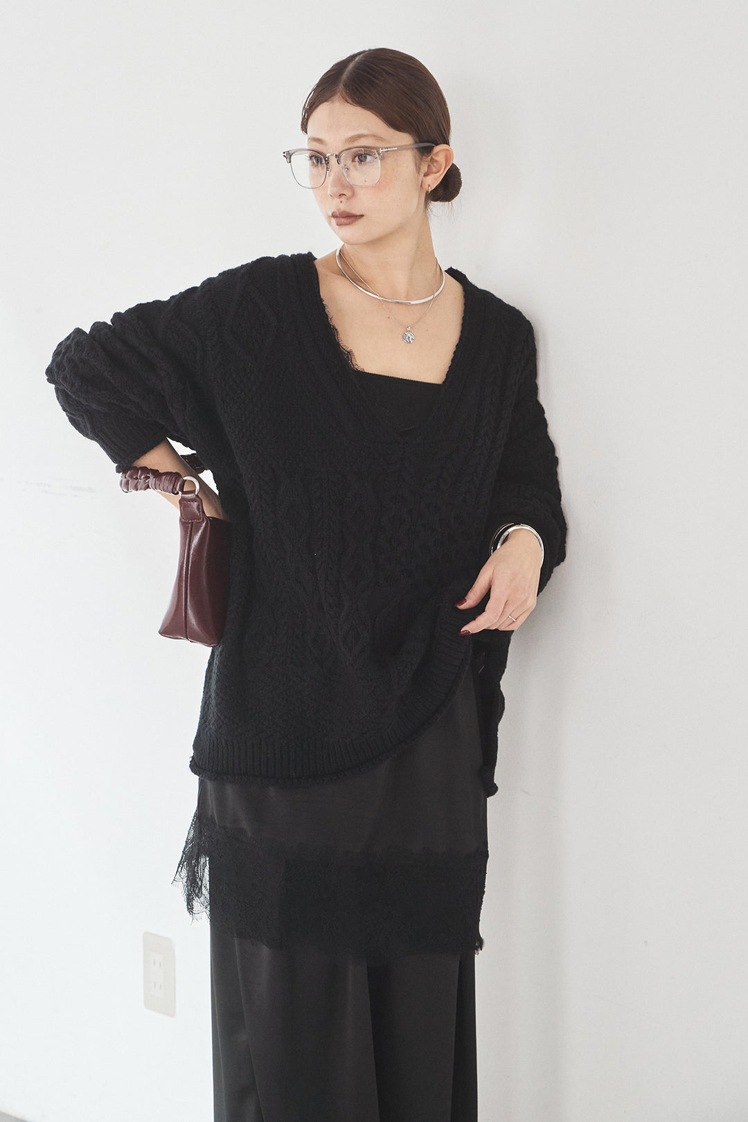 [SET]ケーブルVニットセーター+サテンタックワイドパンツ(2set)