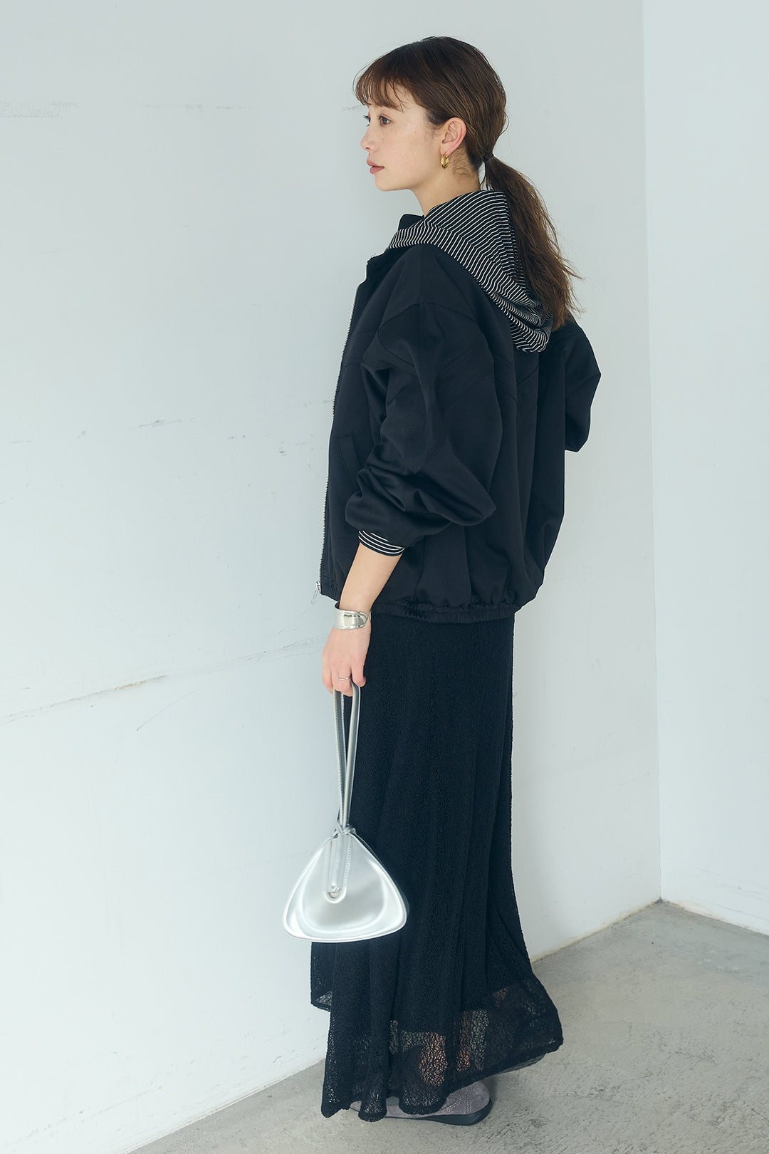 [SET]マルチ切り替えドルマンブルゾン+メッシュ刺繍ロングスカート+ボーダーフーディーロンT(3set)