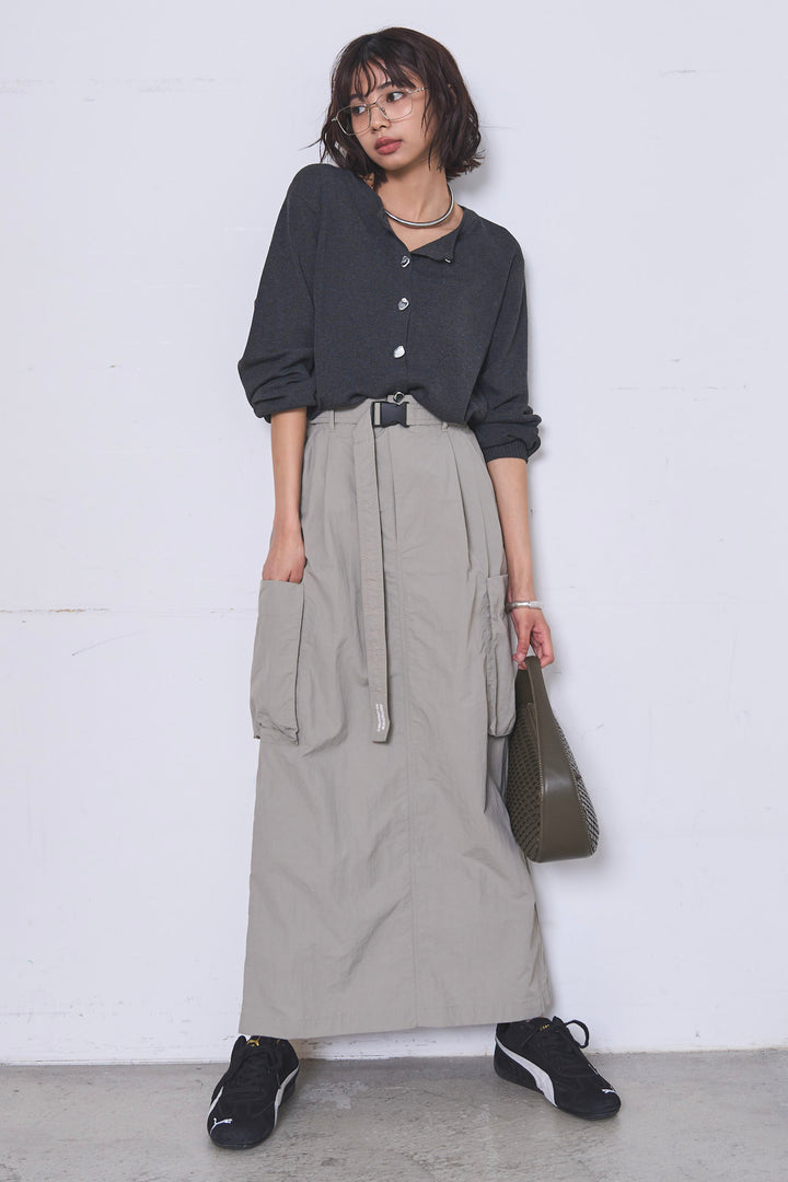 [SET]リサイクルポリニュアンス釦カーデ+撥水加工ナイロンスカート(2set)