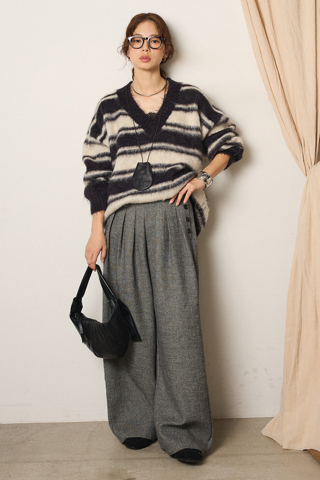 [SET]ルーズVネックボーダーニットトップス+サイドボタンツイードタックパンツ(2set)