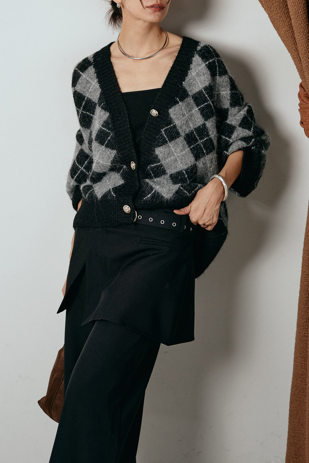 [SET]オーバーサイズ総柄Vネックニットカーディガン+ベルト付きウエストデザインパンツ(2set)